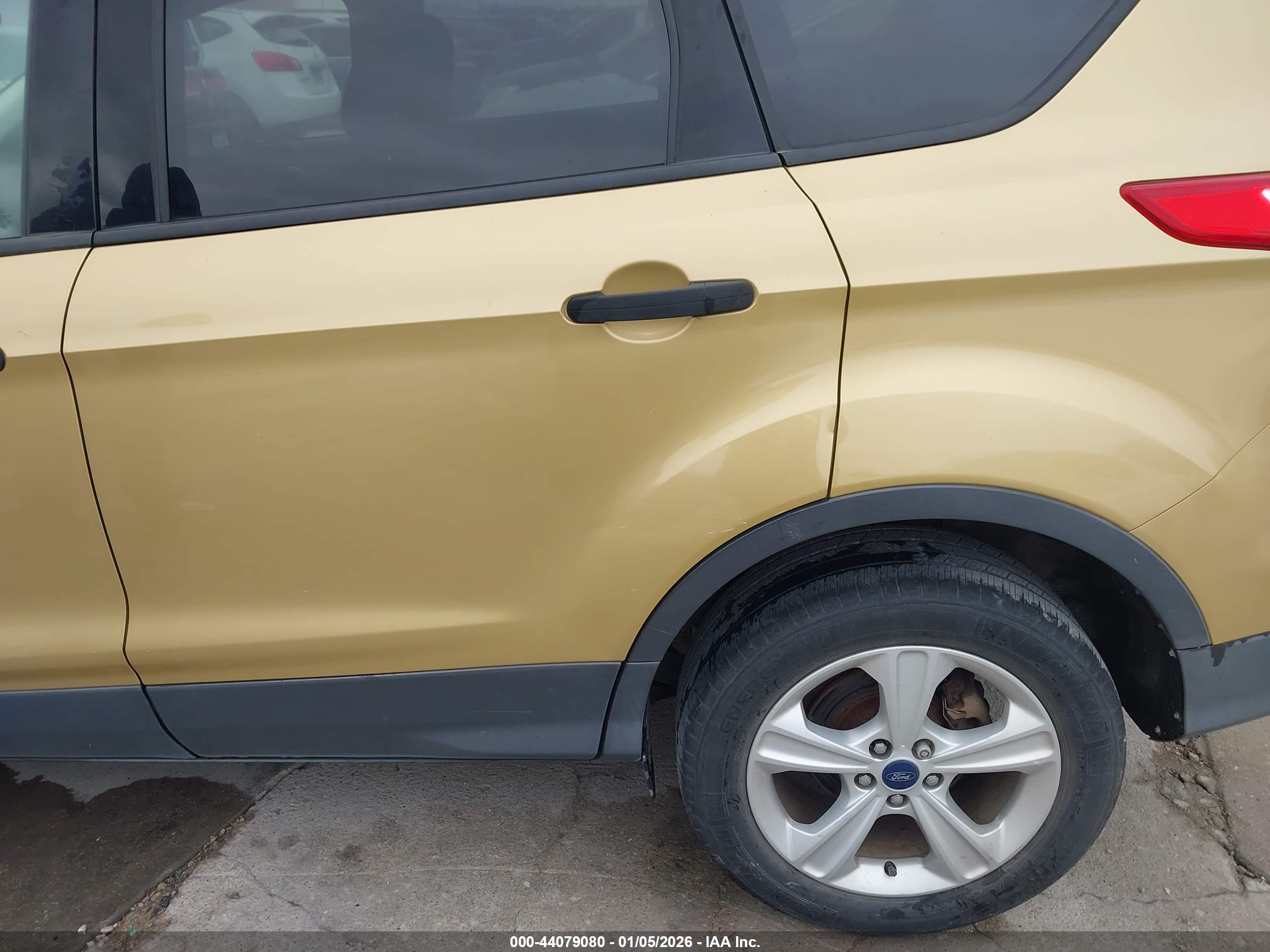 FORD ESCAPE image 6