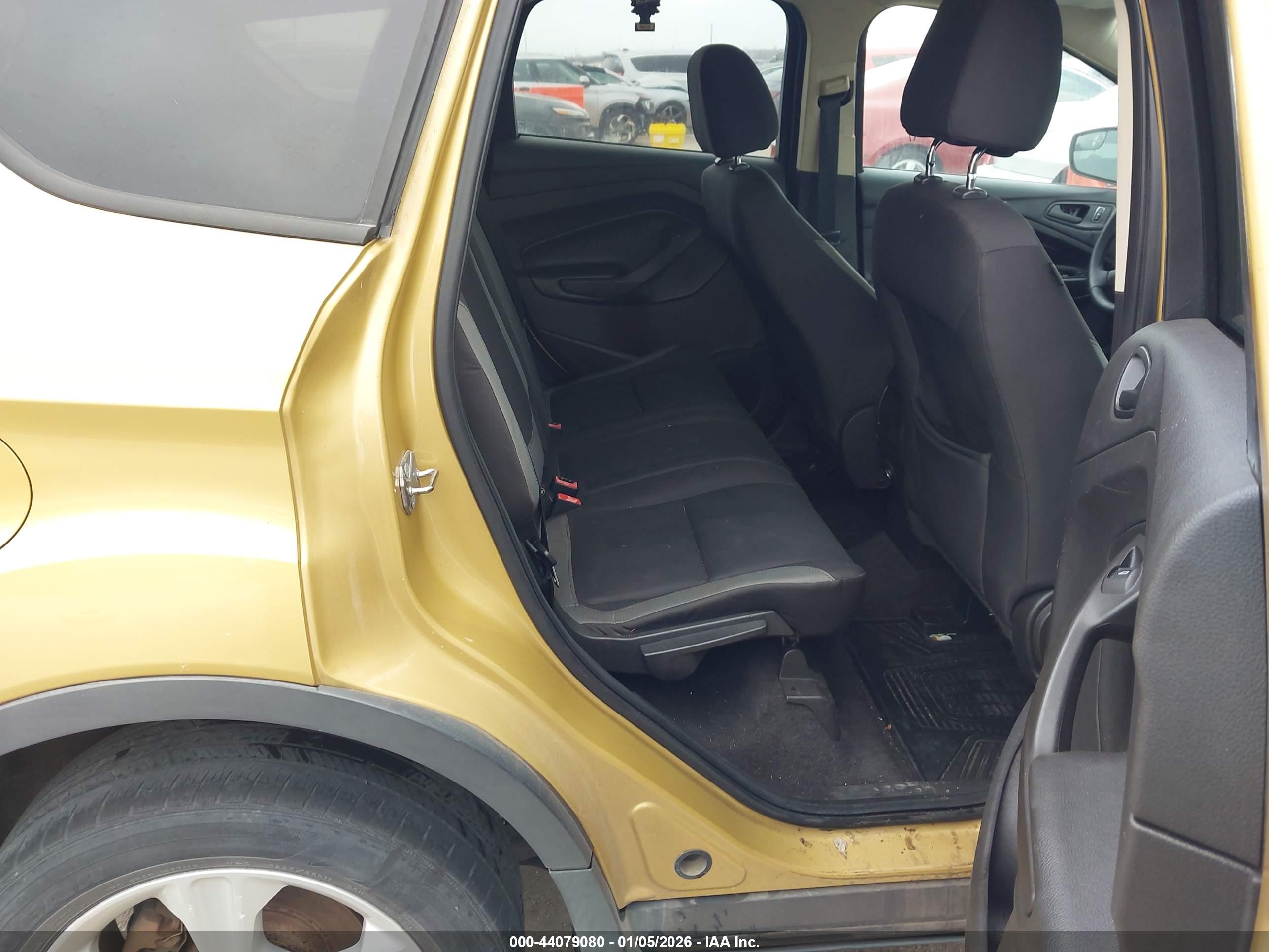 FORD ESCAPE image 8