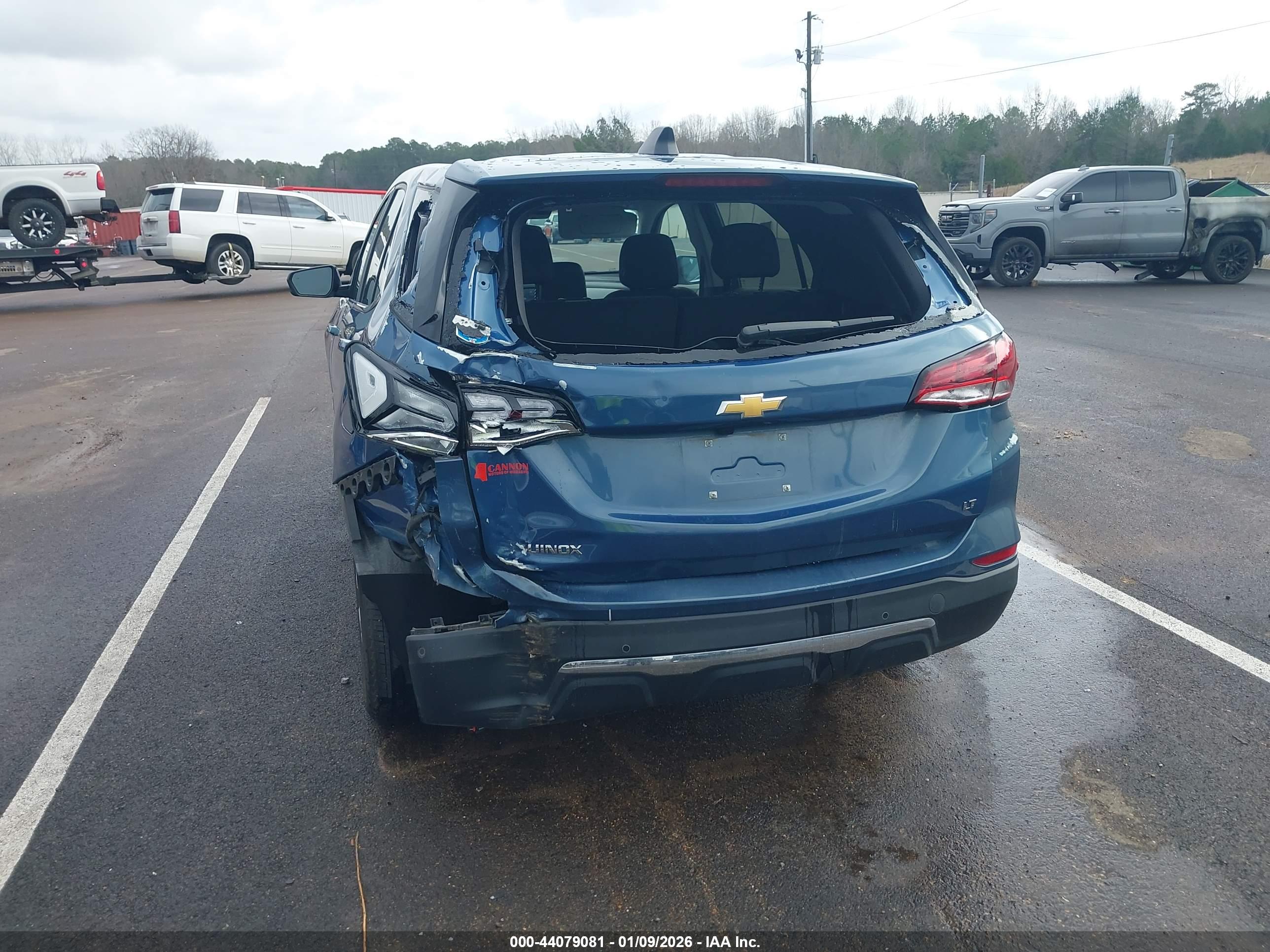 CHEVROLET EQUINOX image 6