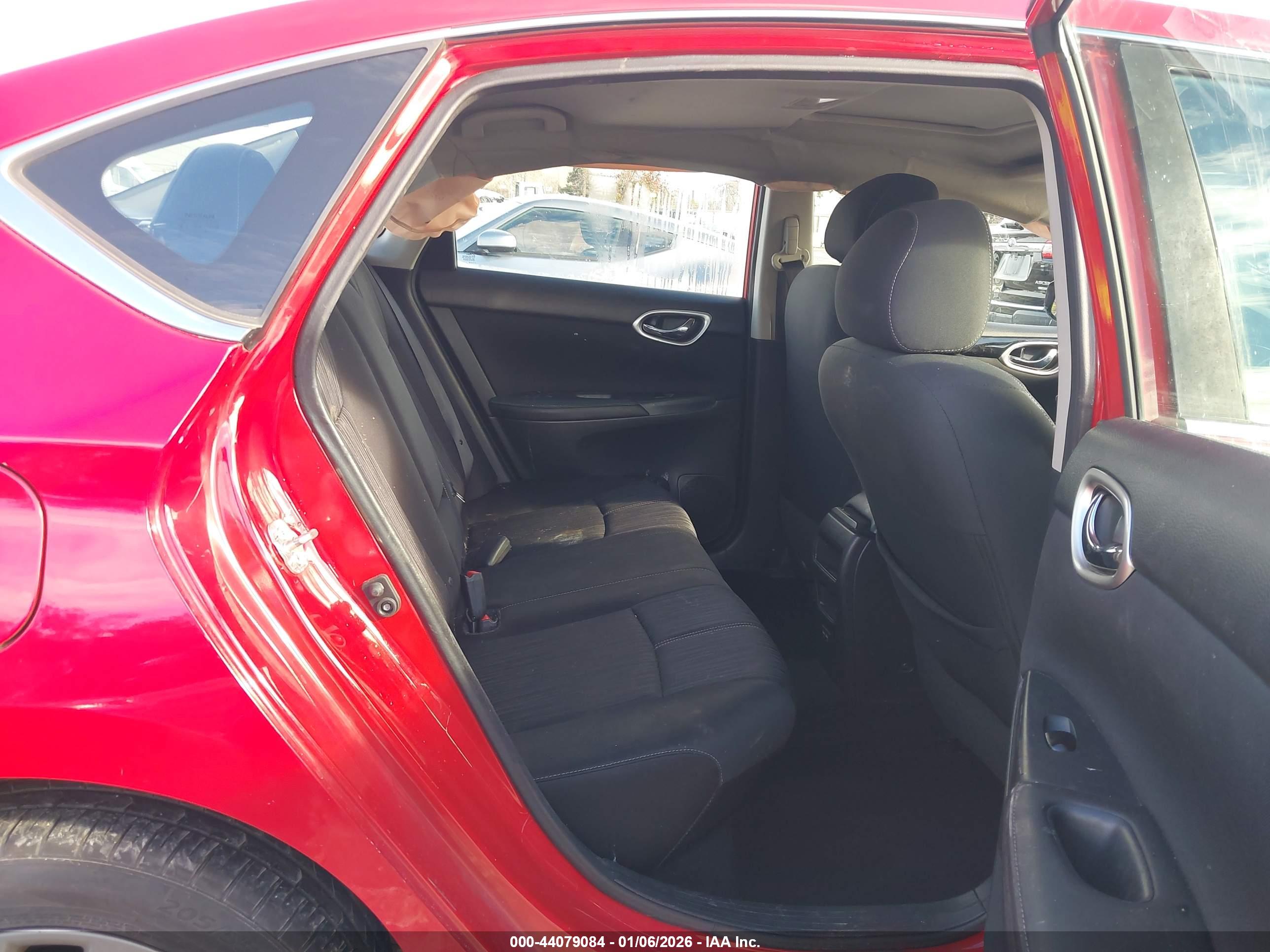 NISSAN SENTRA image 8