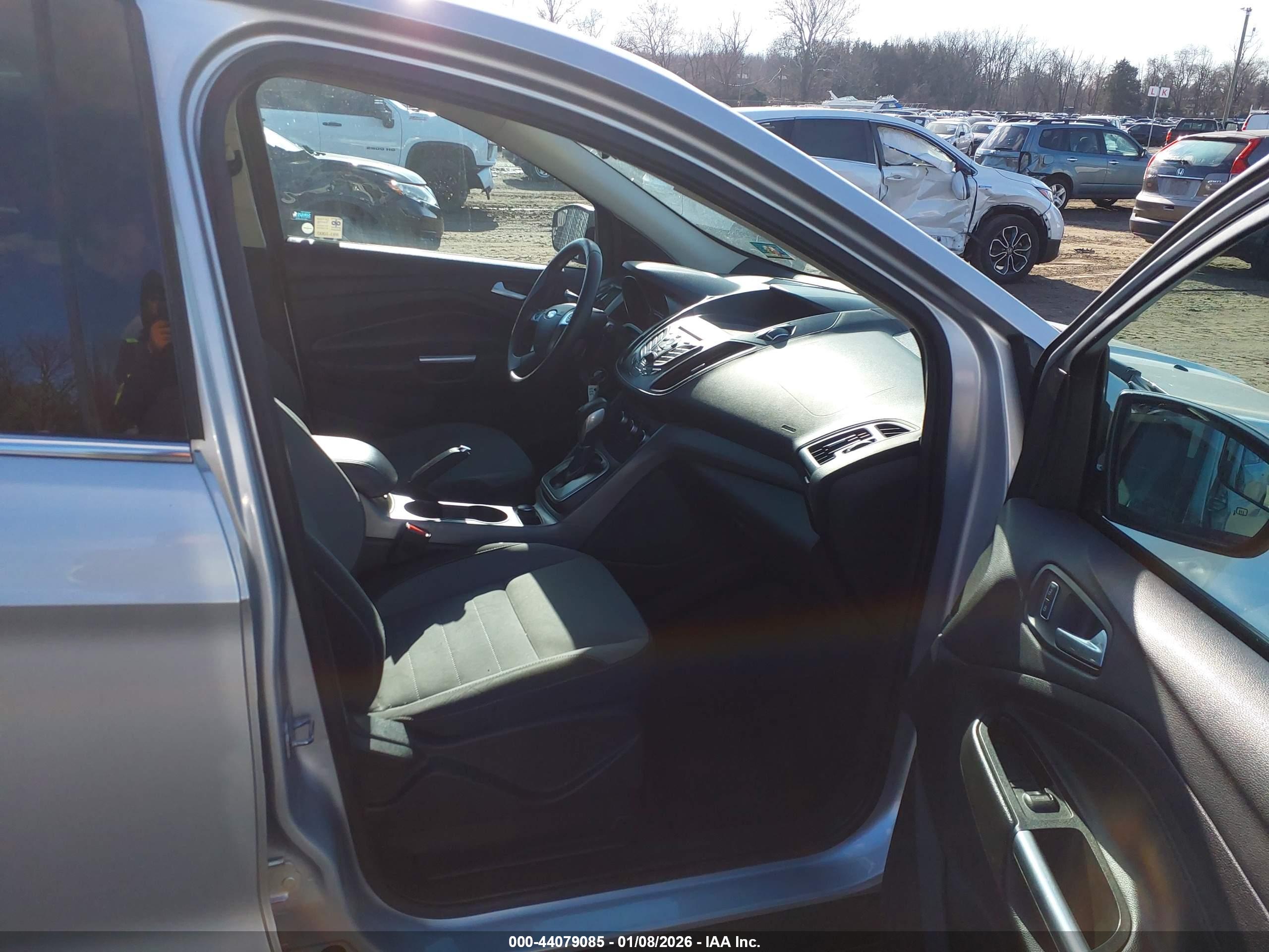 FORD ESCAPE image 5