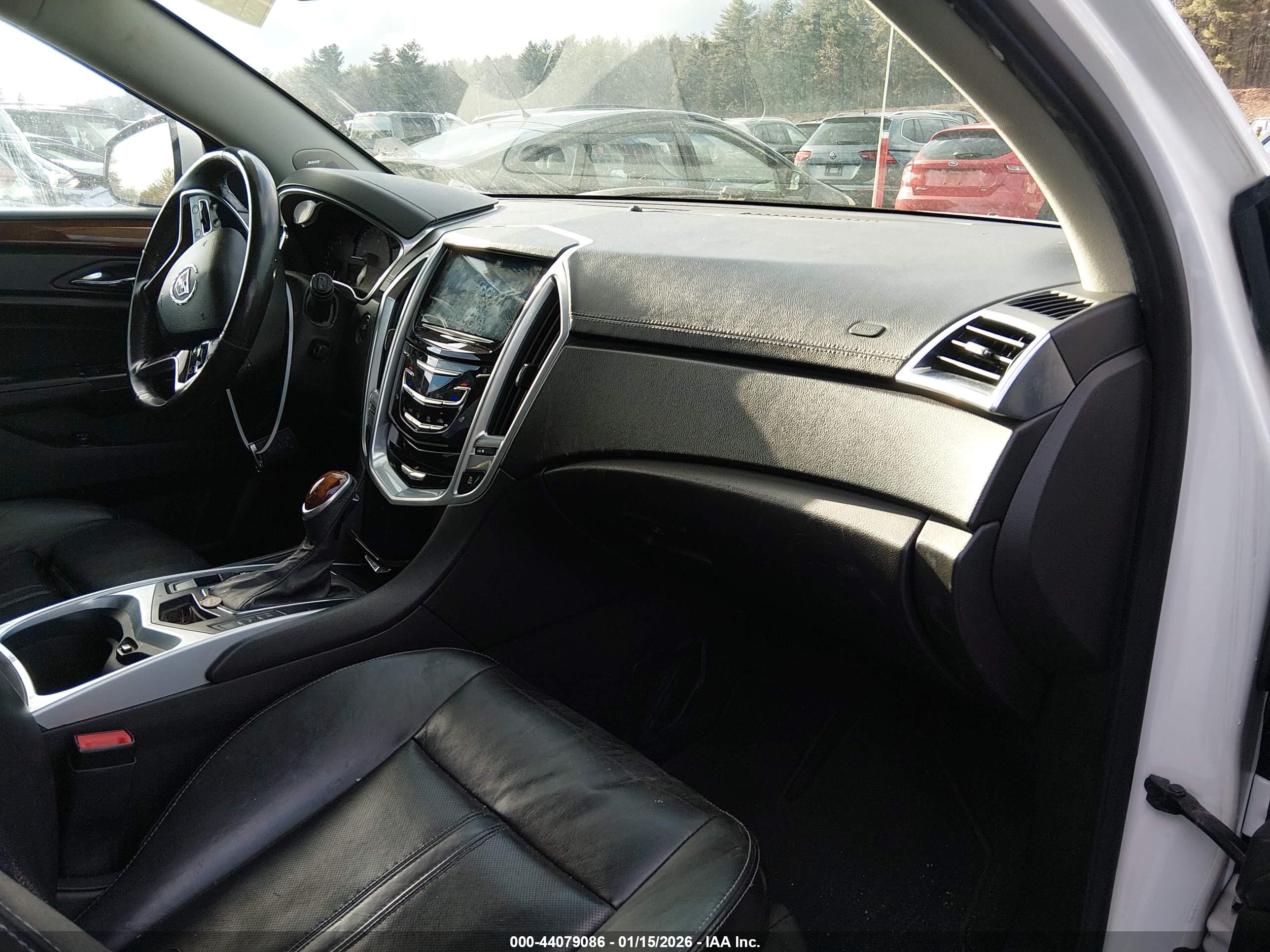 CADILLAC SRX image 5