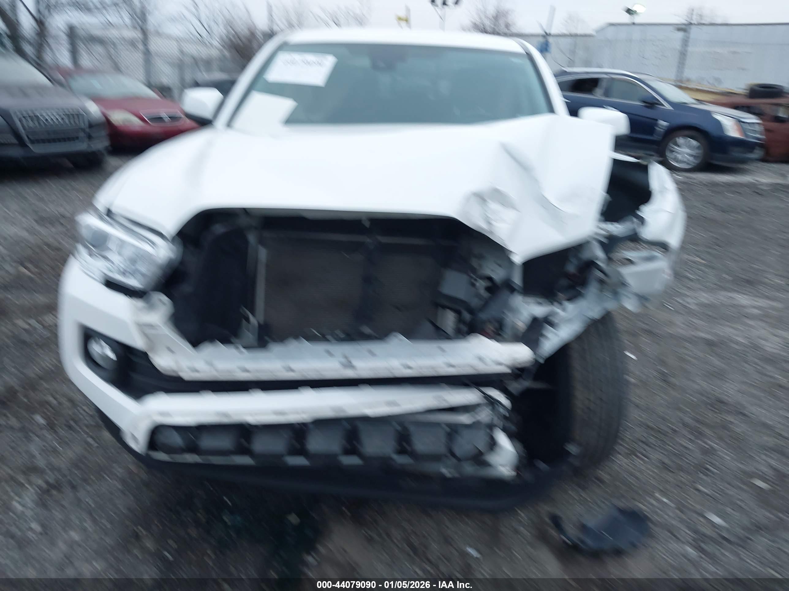 TOYOTA TACOMA image 6
