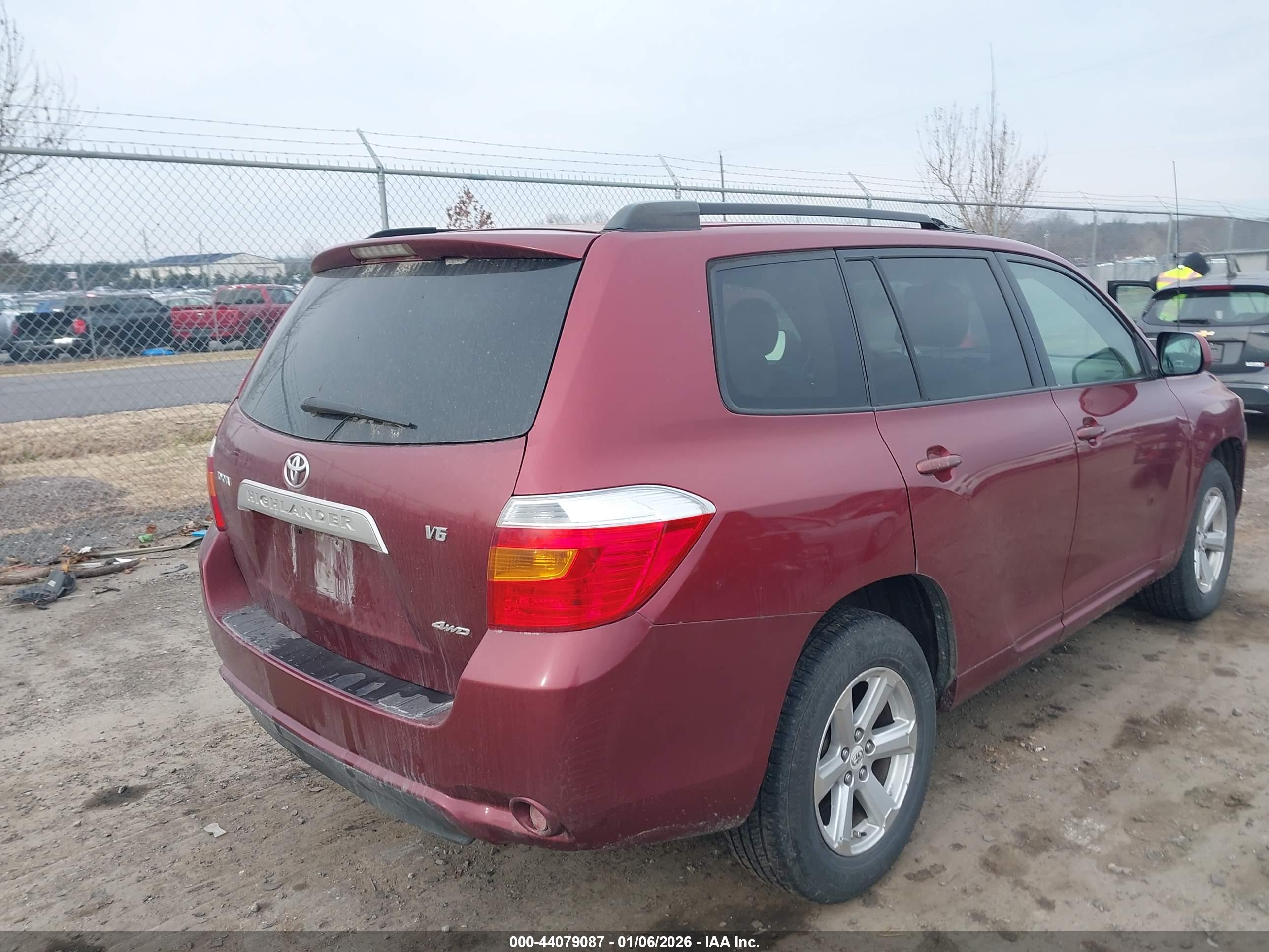 TOYOTA HIGHLANDER image 4