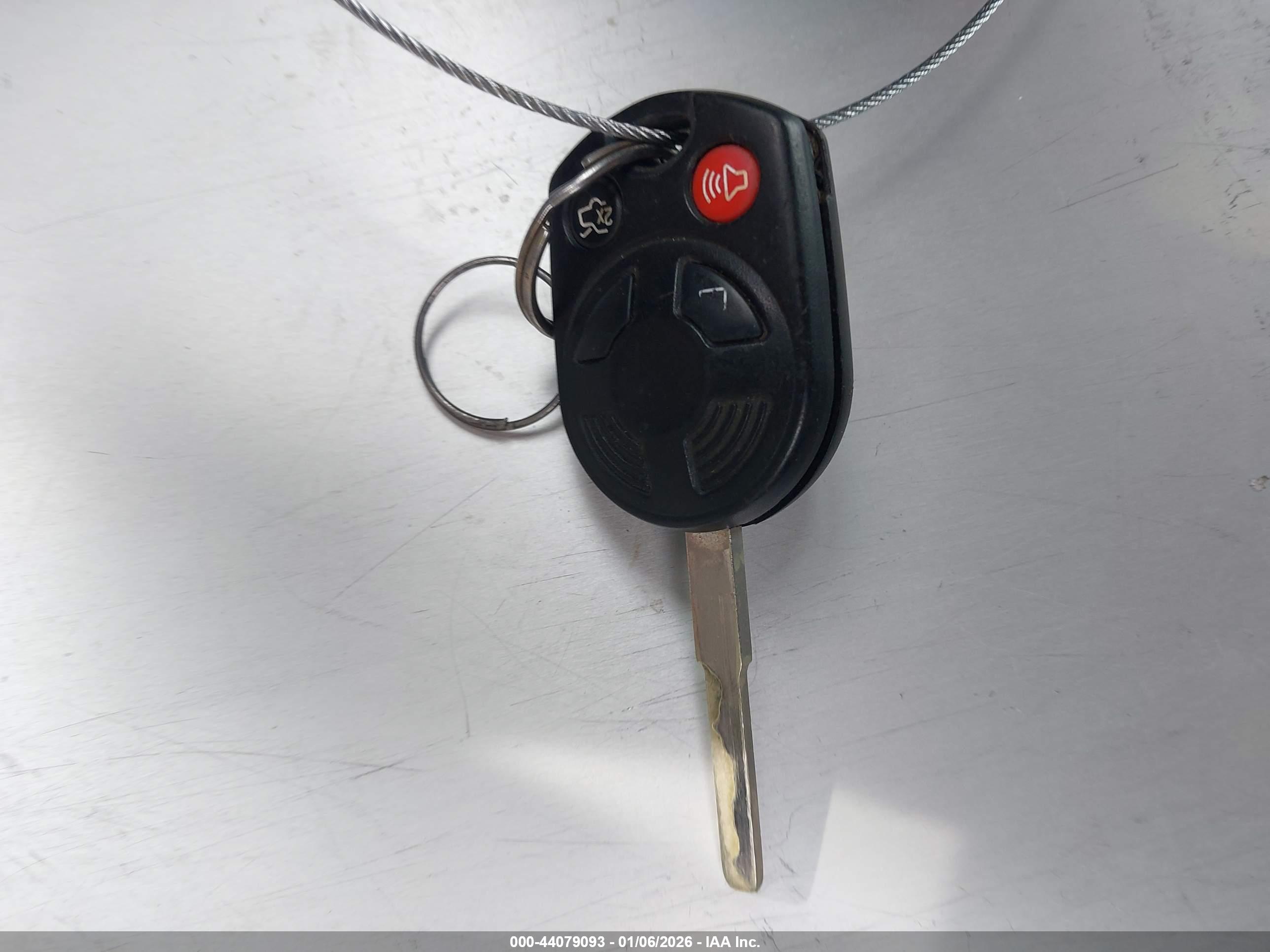 FORD ESCAPE image 11