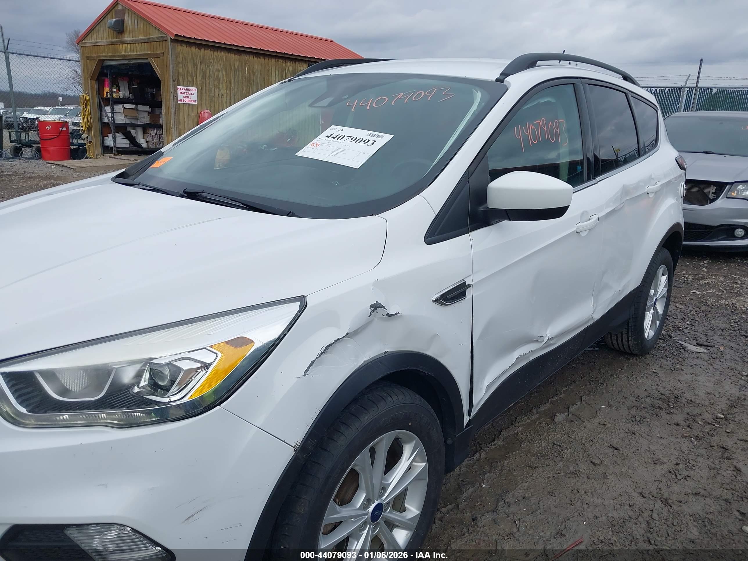 FORD ESCAPE image 6