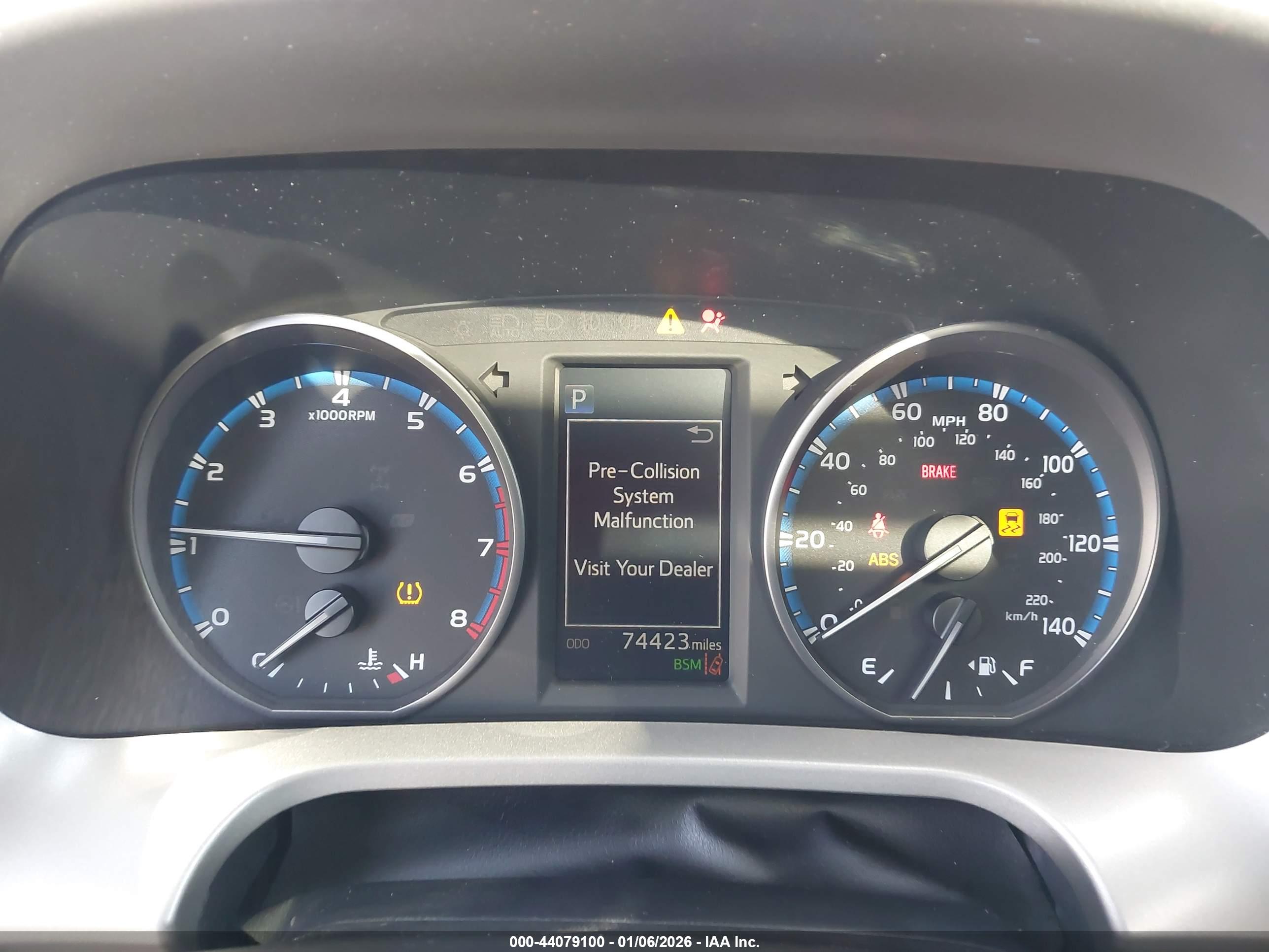 TOYOTA RAV4 image 7