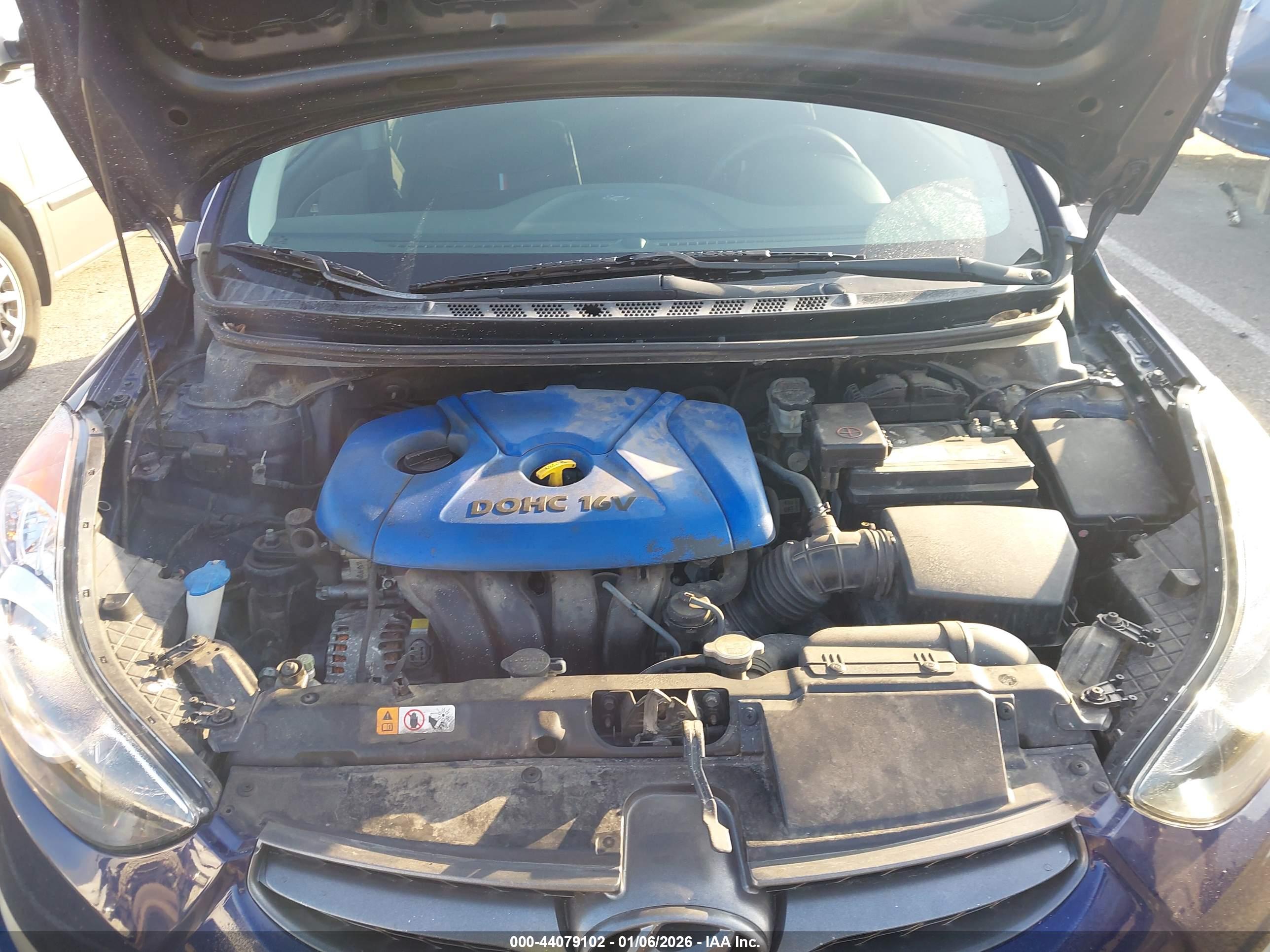 HYUNDAI ELANTRA image 10
