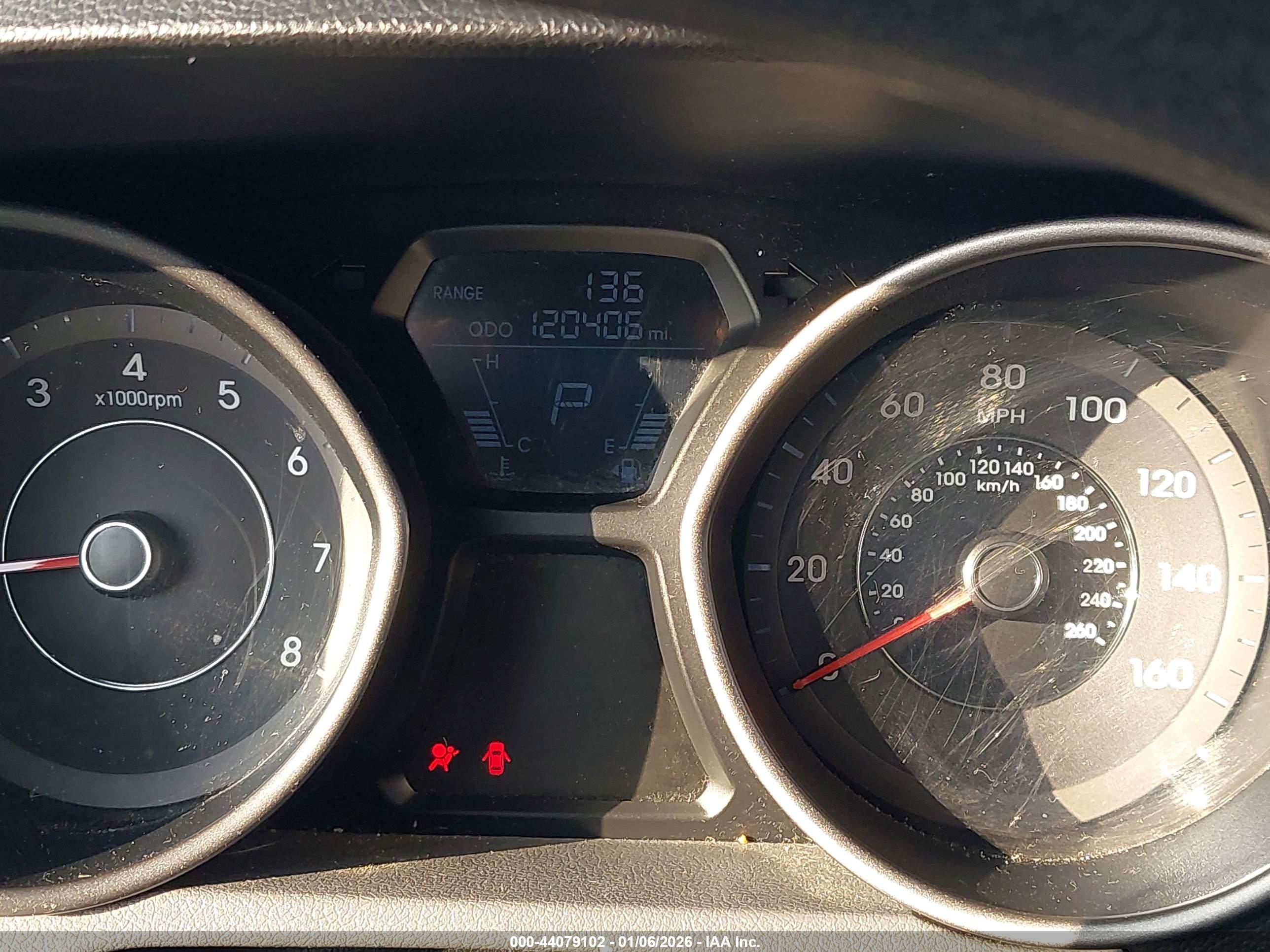 HYUNDAI ELANTRA image 7