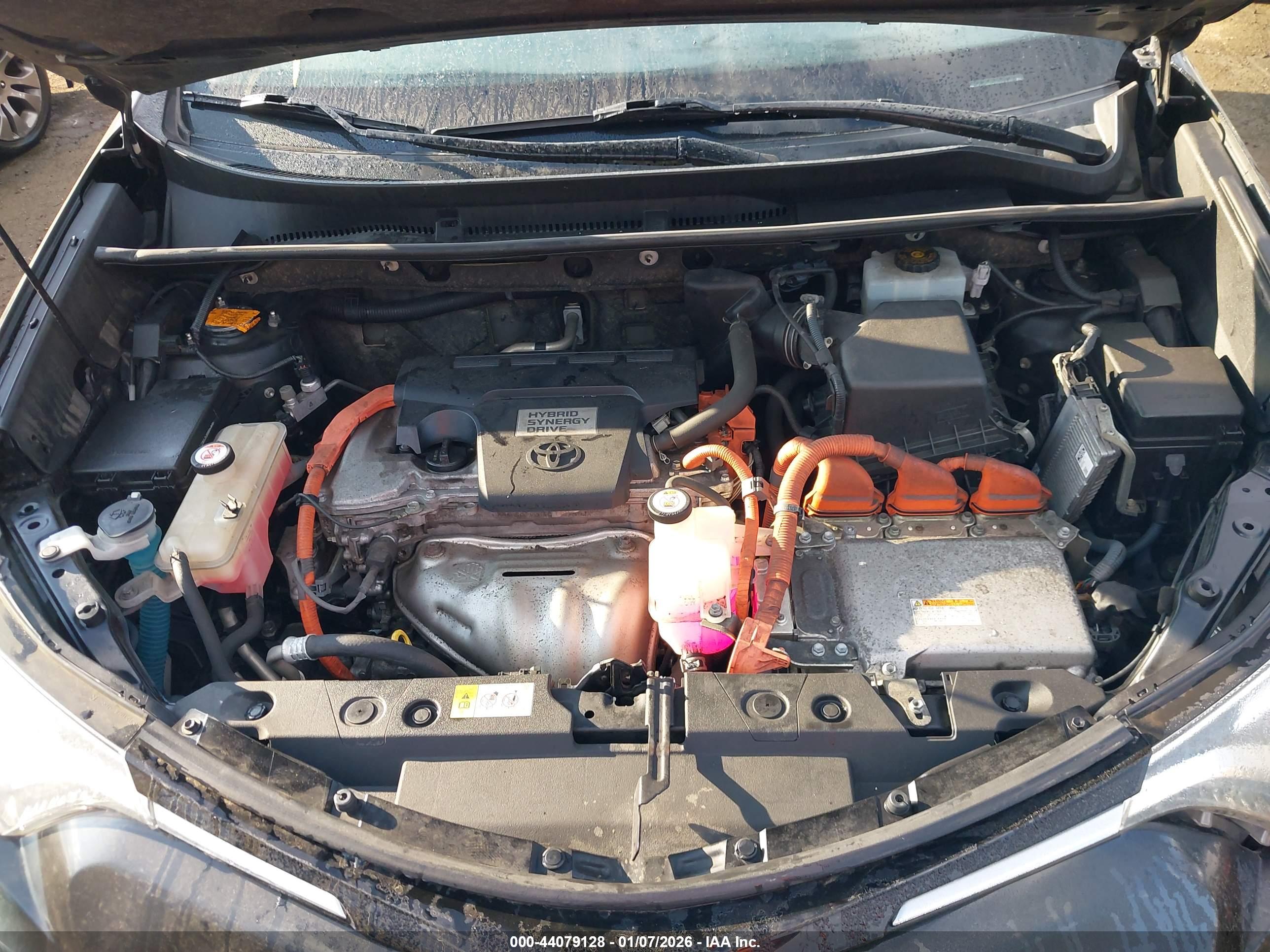 TOYOTA RAV4 image 10
