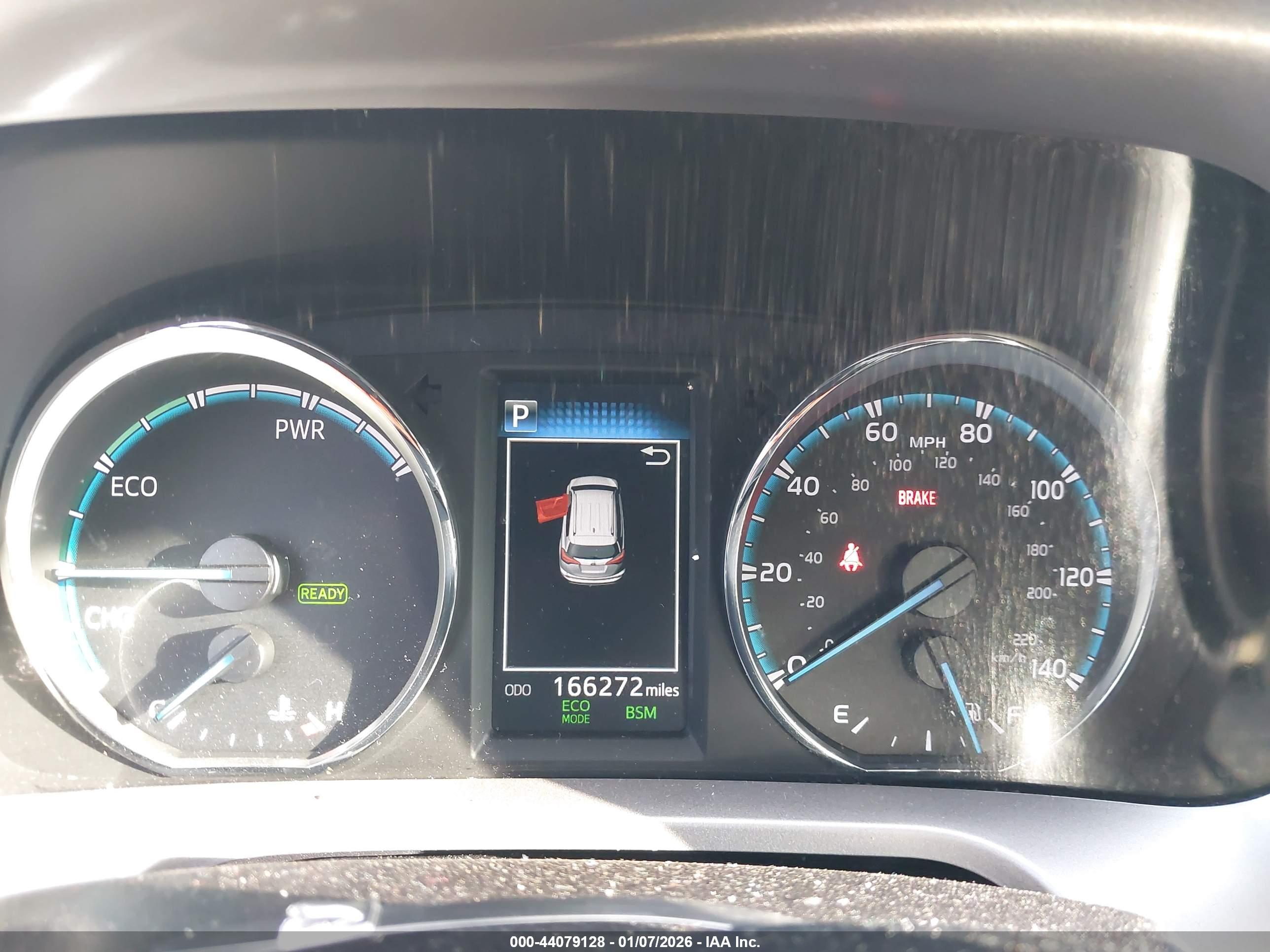 TOYOTA RAV4 image 7