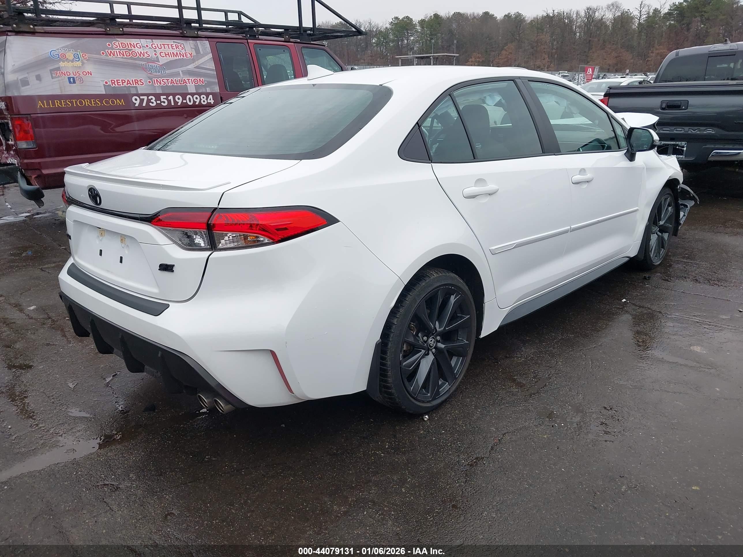 TOYOTA COROLLA image 4