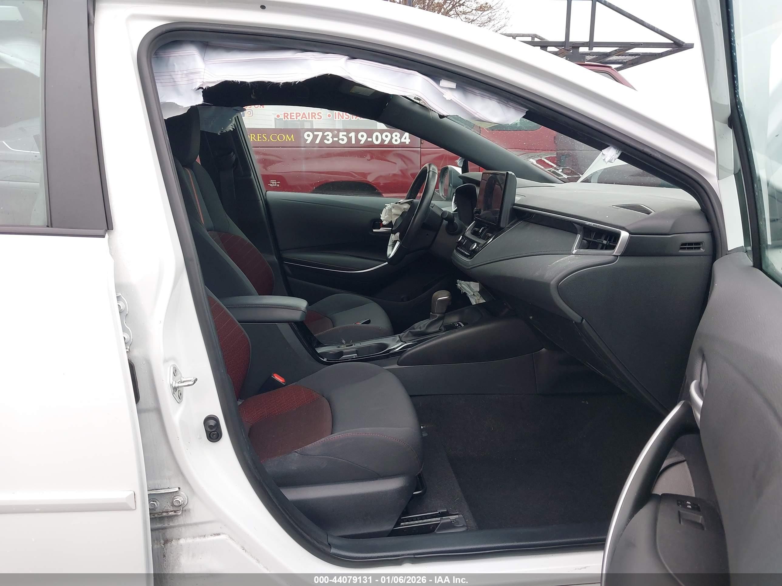 TOYOTA COROLLA image 5