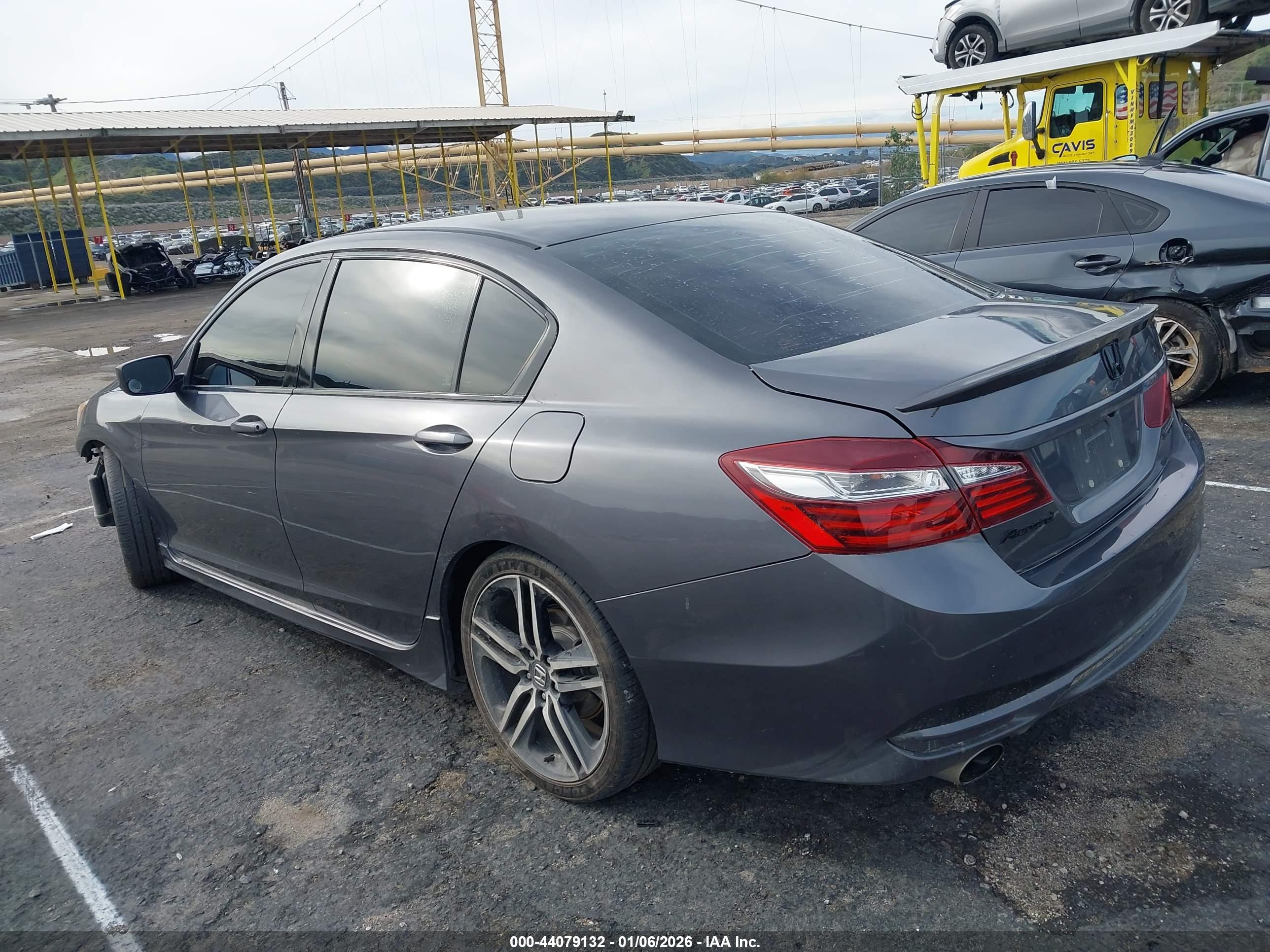 HONDA ACCORD image 3