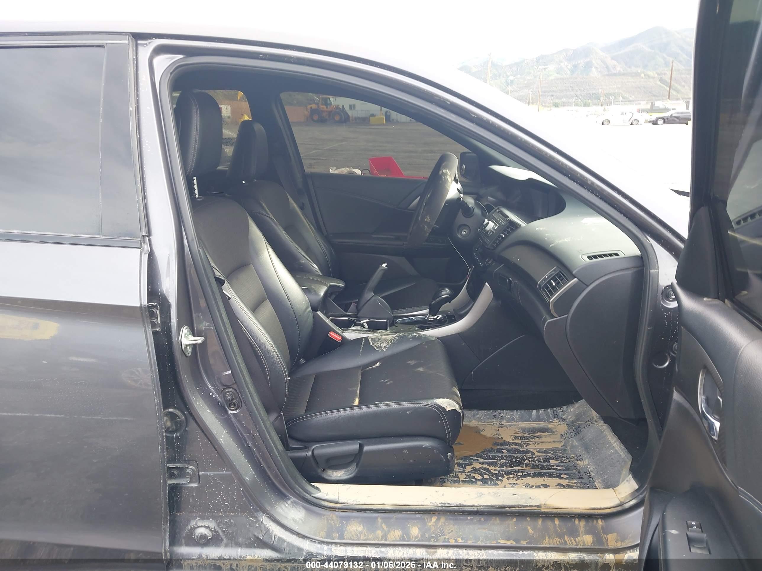 HONDA ACCORD image 5
