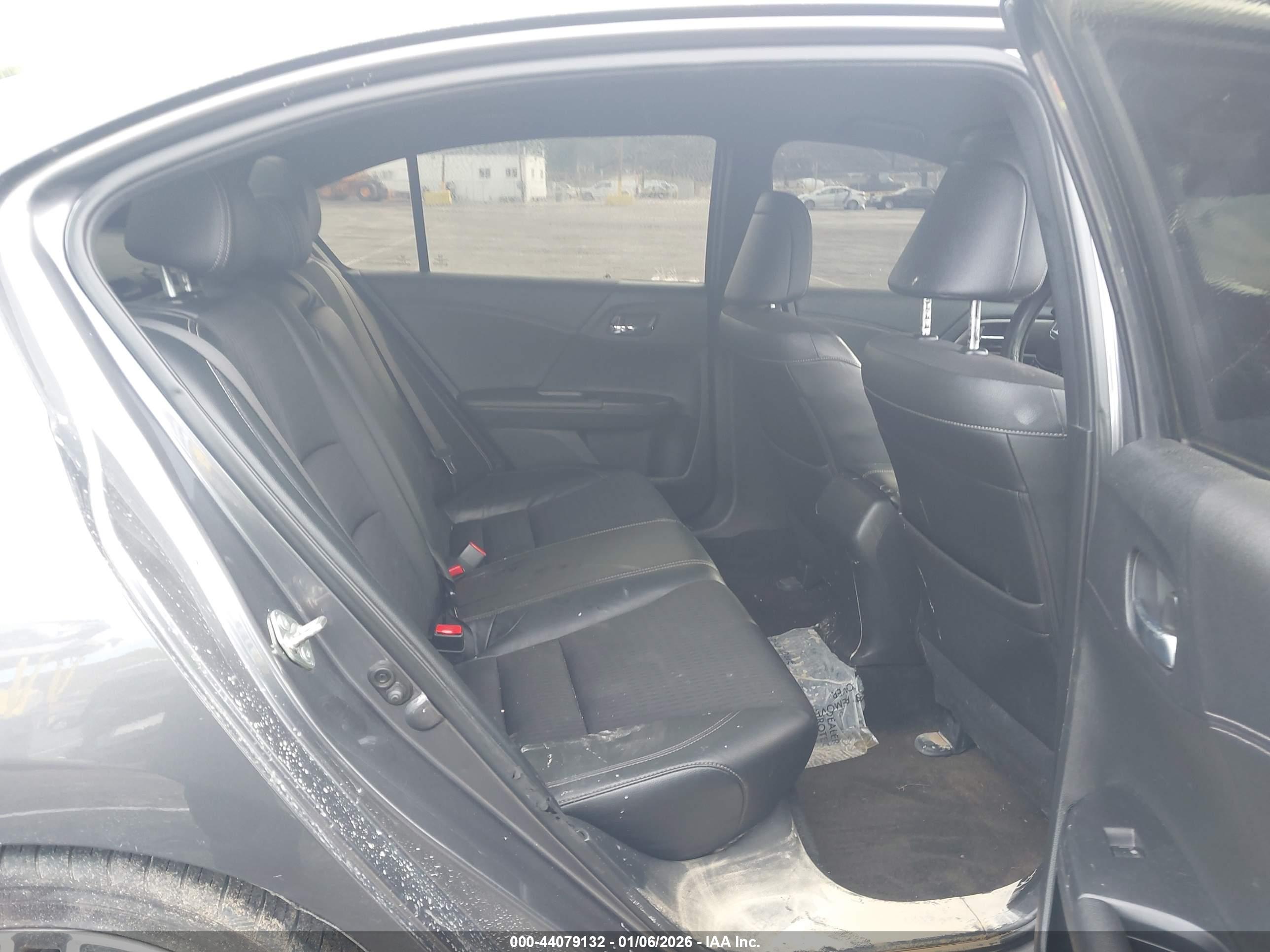 HONDA ACCORD image 8