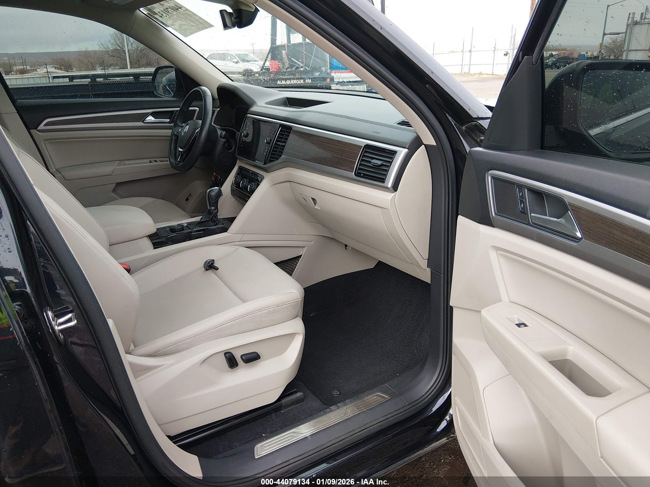 VOLKSWAGEN ATLAS image 5