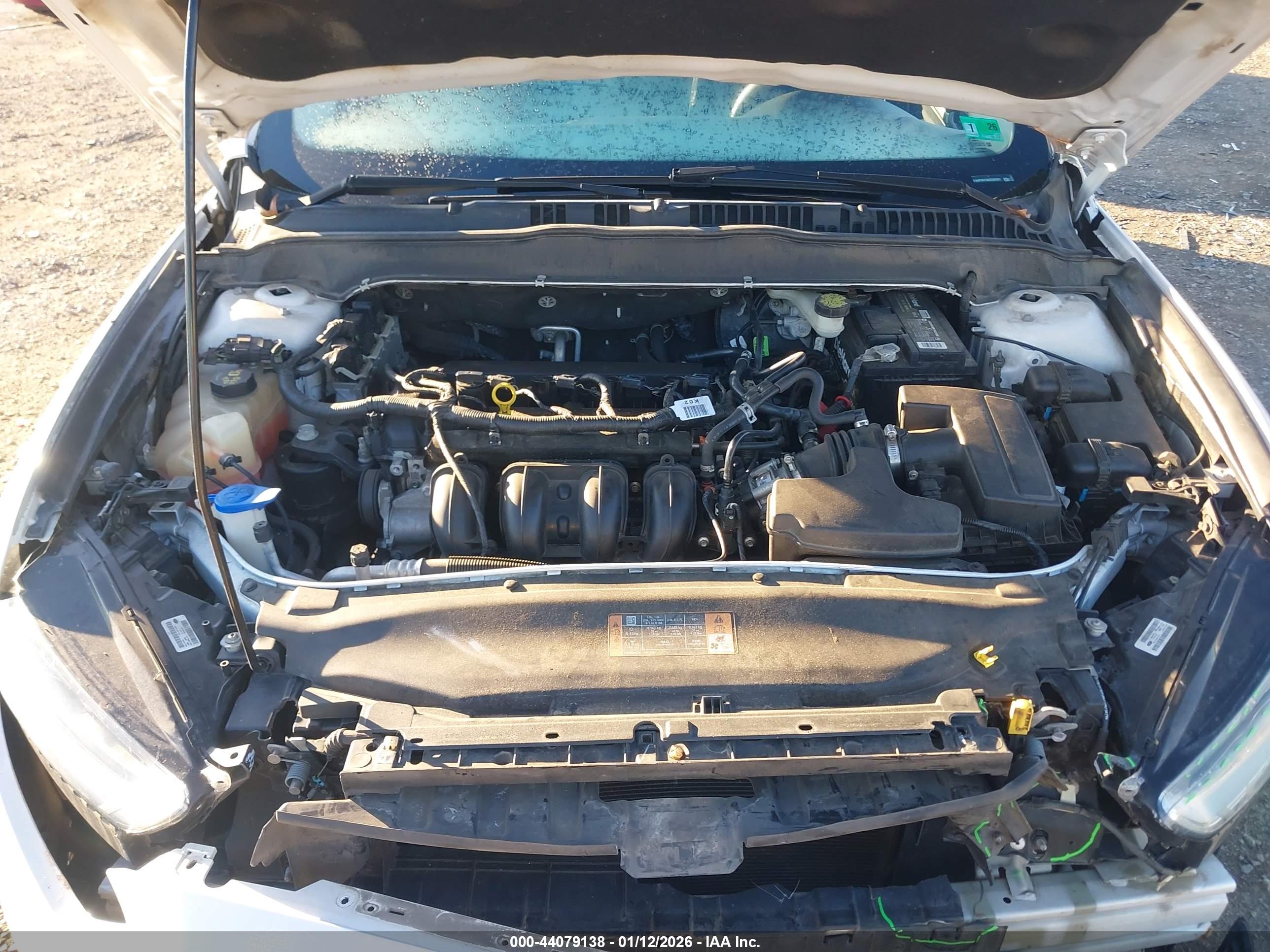 FORD FUSION image 10
