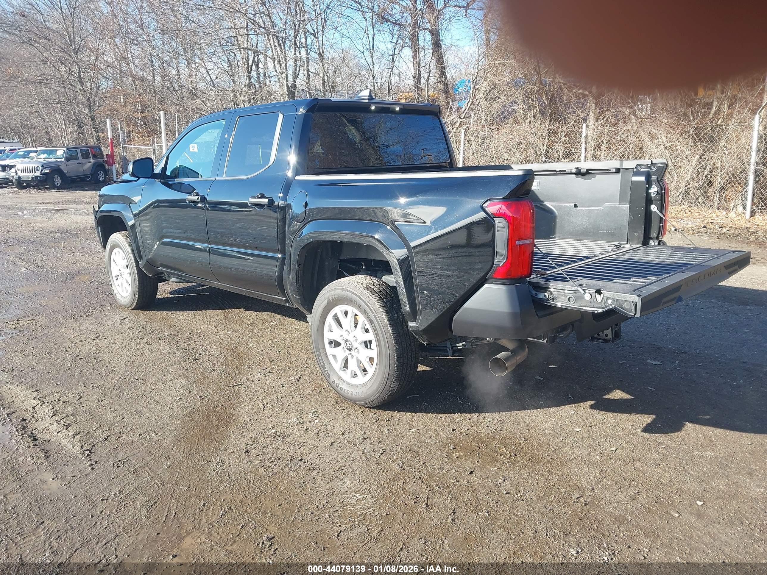 TOYOTA TACOMA image 3