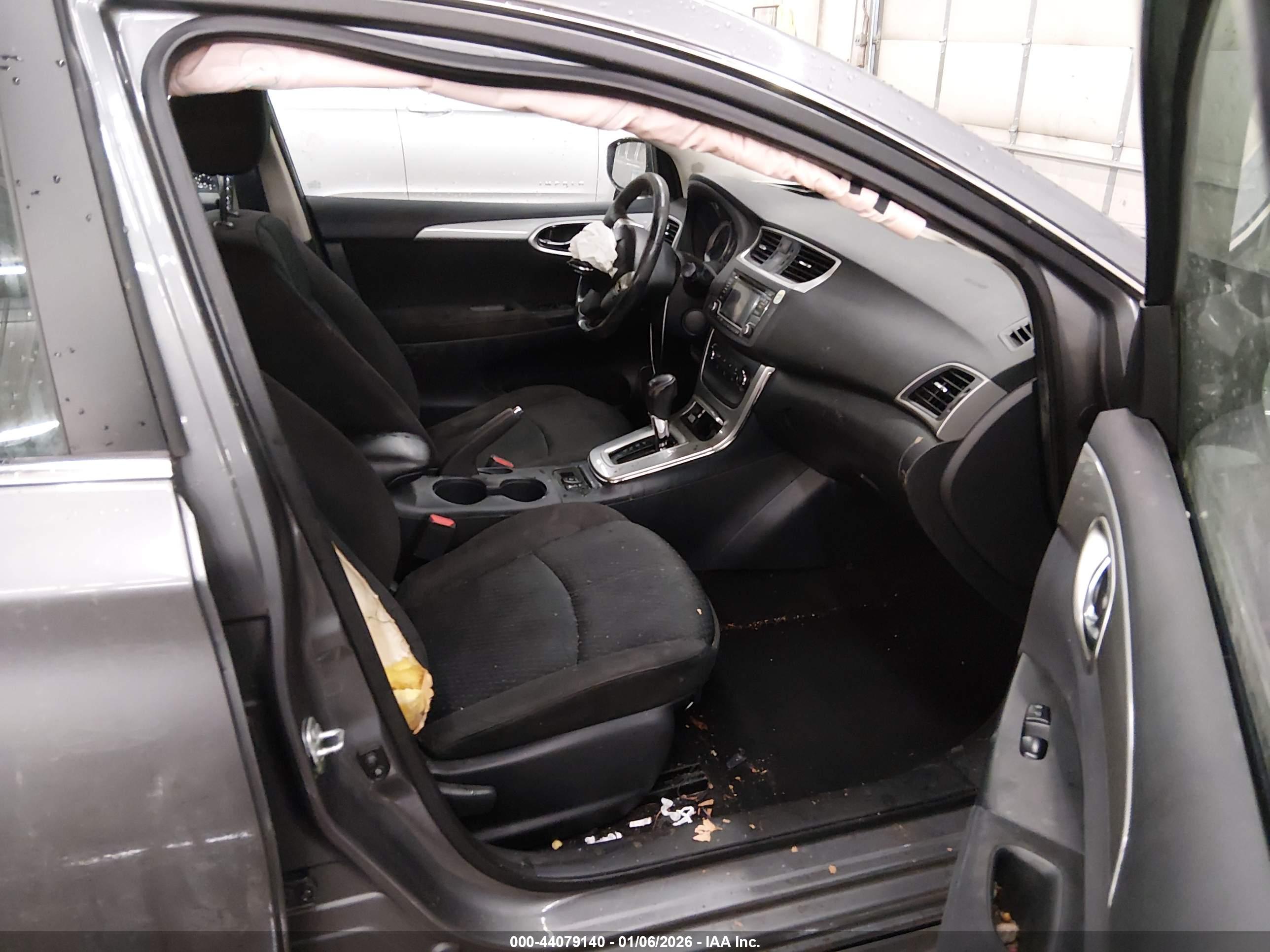 NISSAN SENTRA image 5
