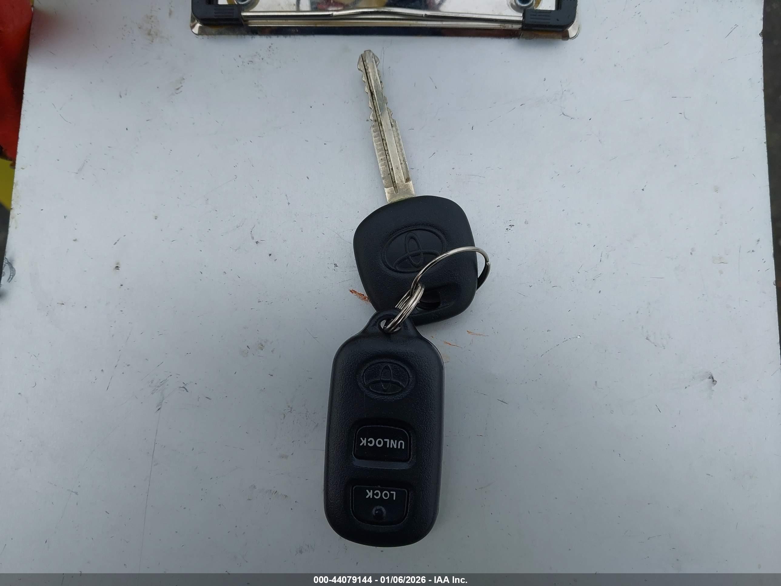 TOYOTA COROLLA image 11