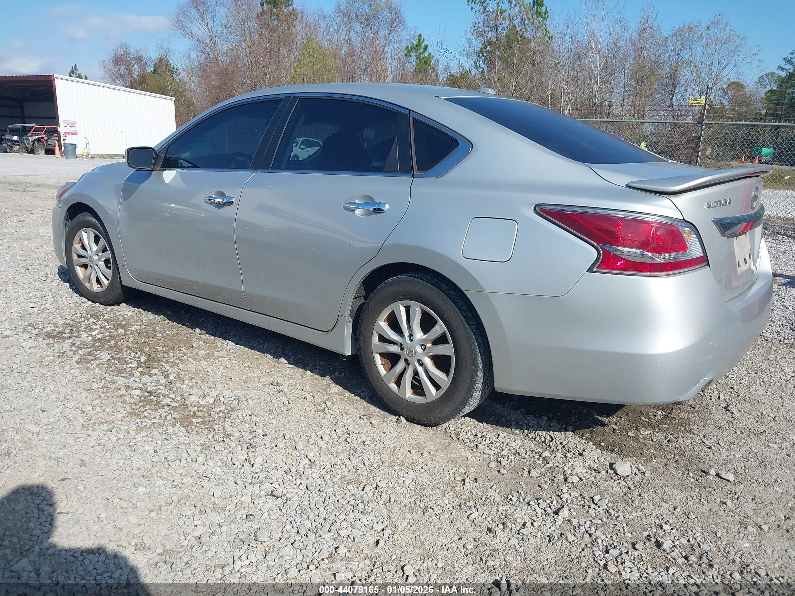 NISSAN ALTIMA image 3