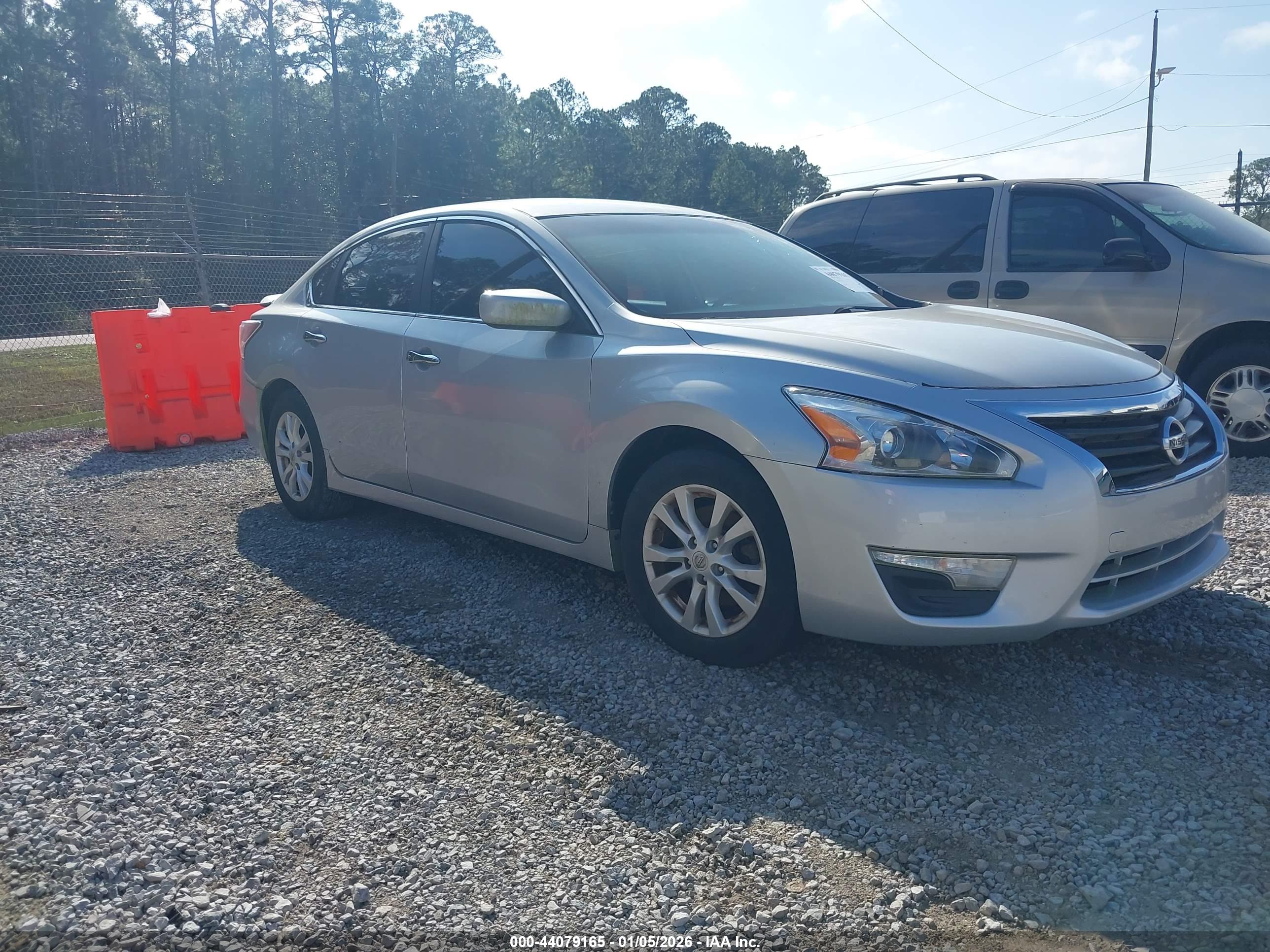 NISSAN ALTIMA image 6