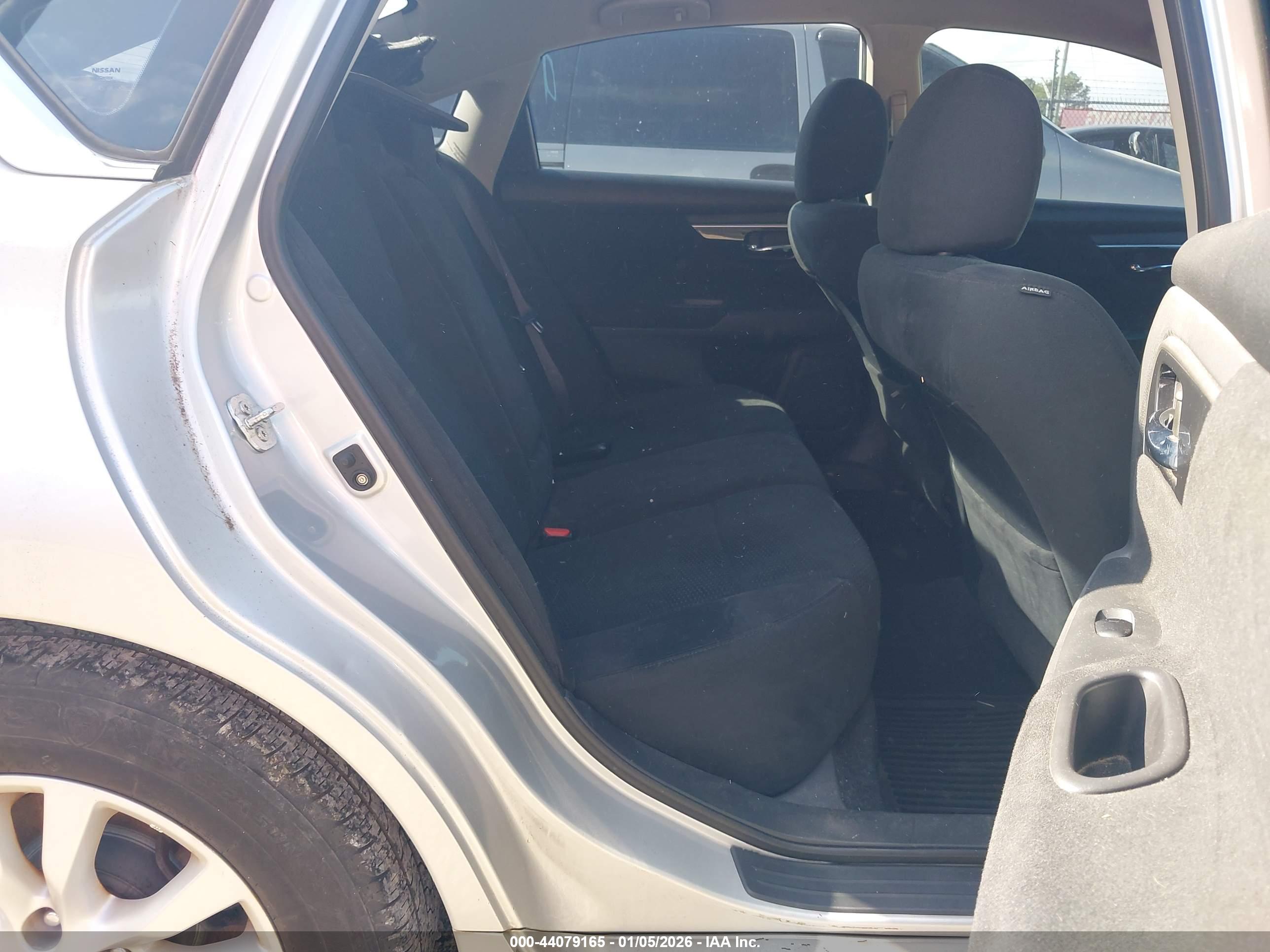 NISSAN ALTIMA image 8