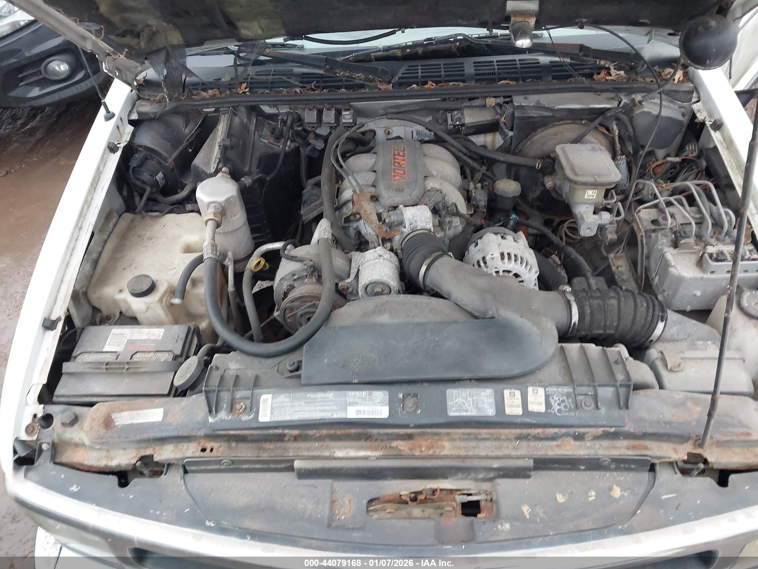 CHEVROLET BLAZER image 10