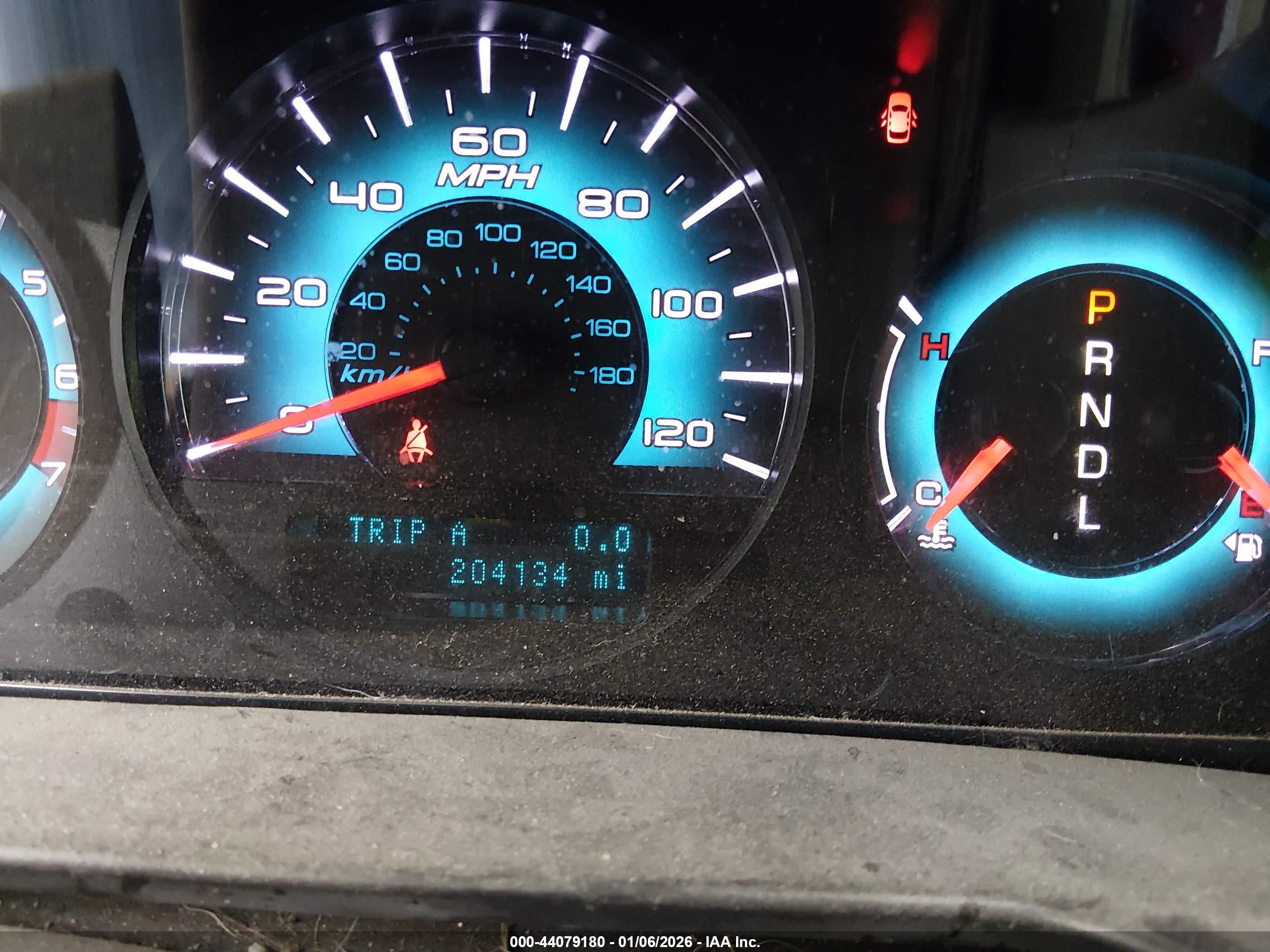 FORD FUSION image 7