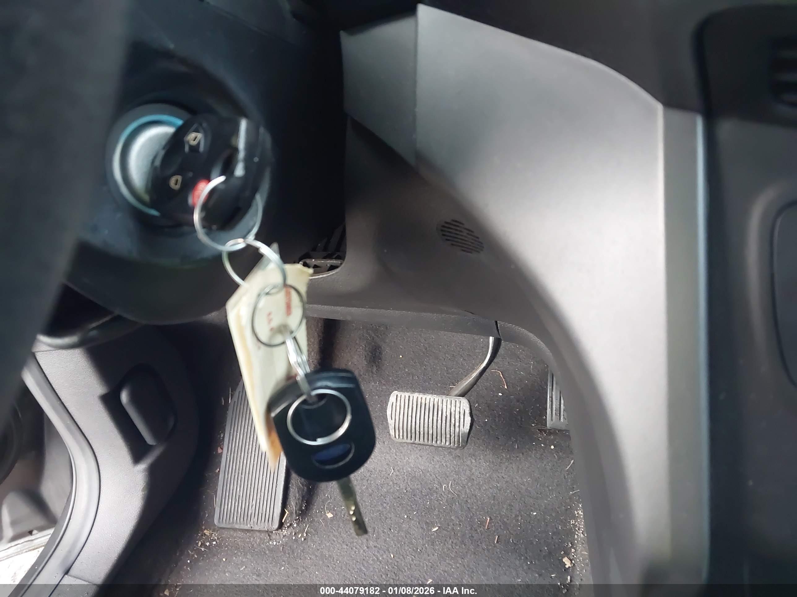 FORD ESCAPE image 11