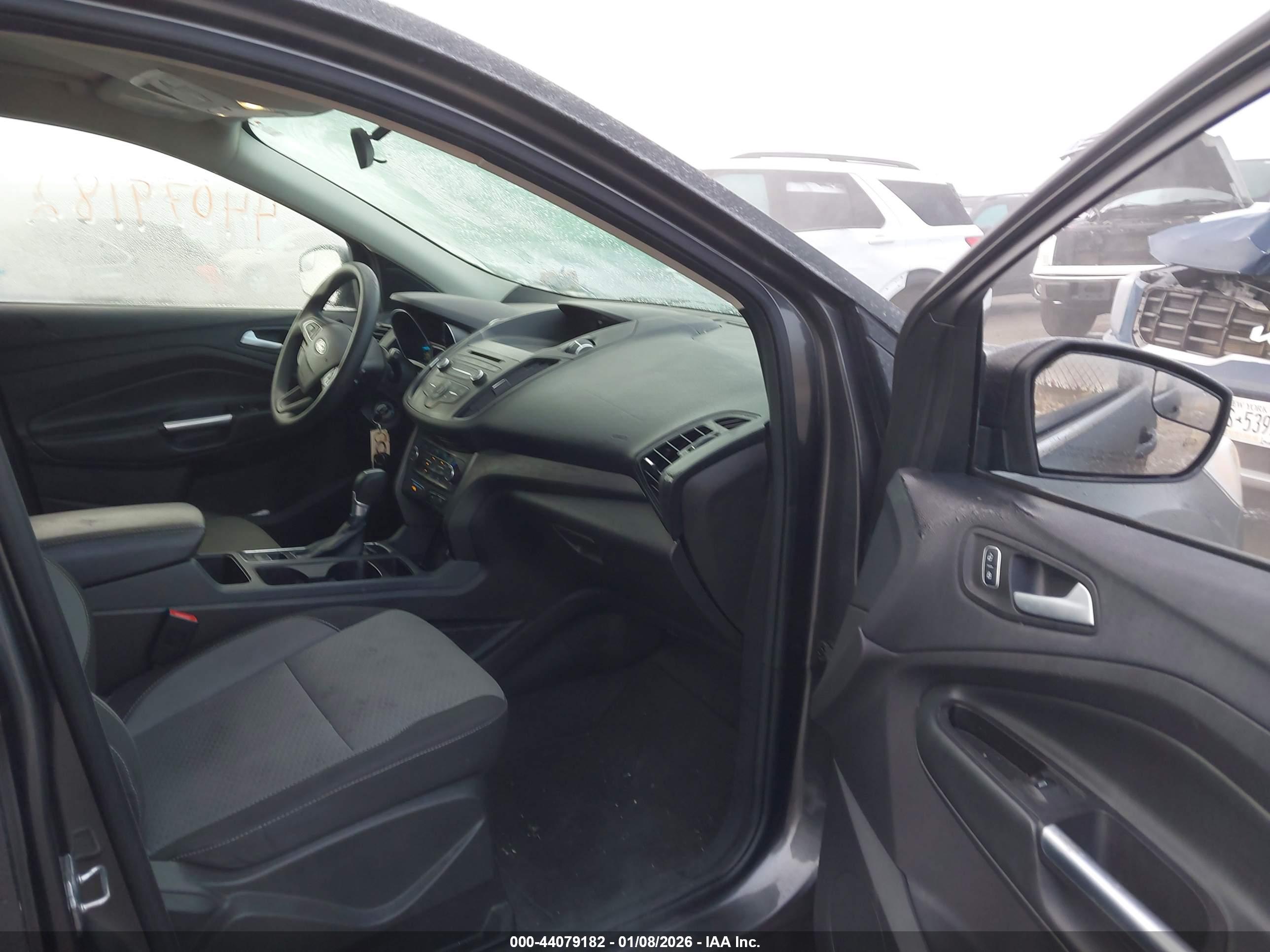 FORD ESCAPE image 5