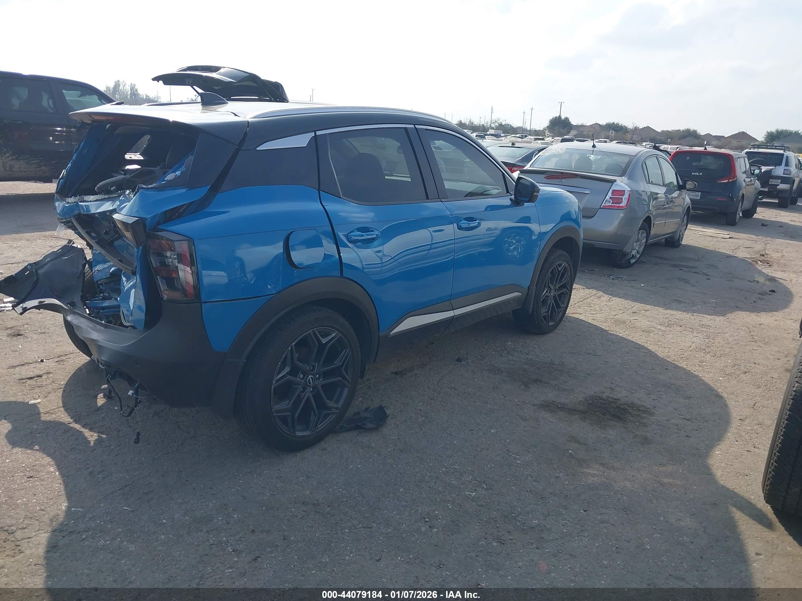 NISSAN KICKS image 4