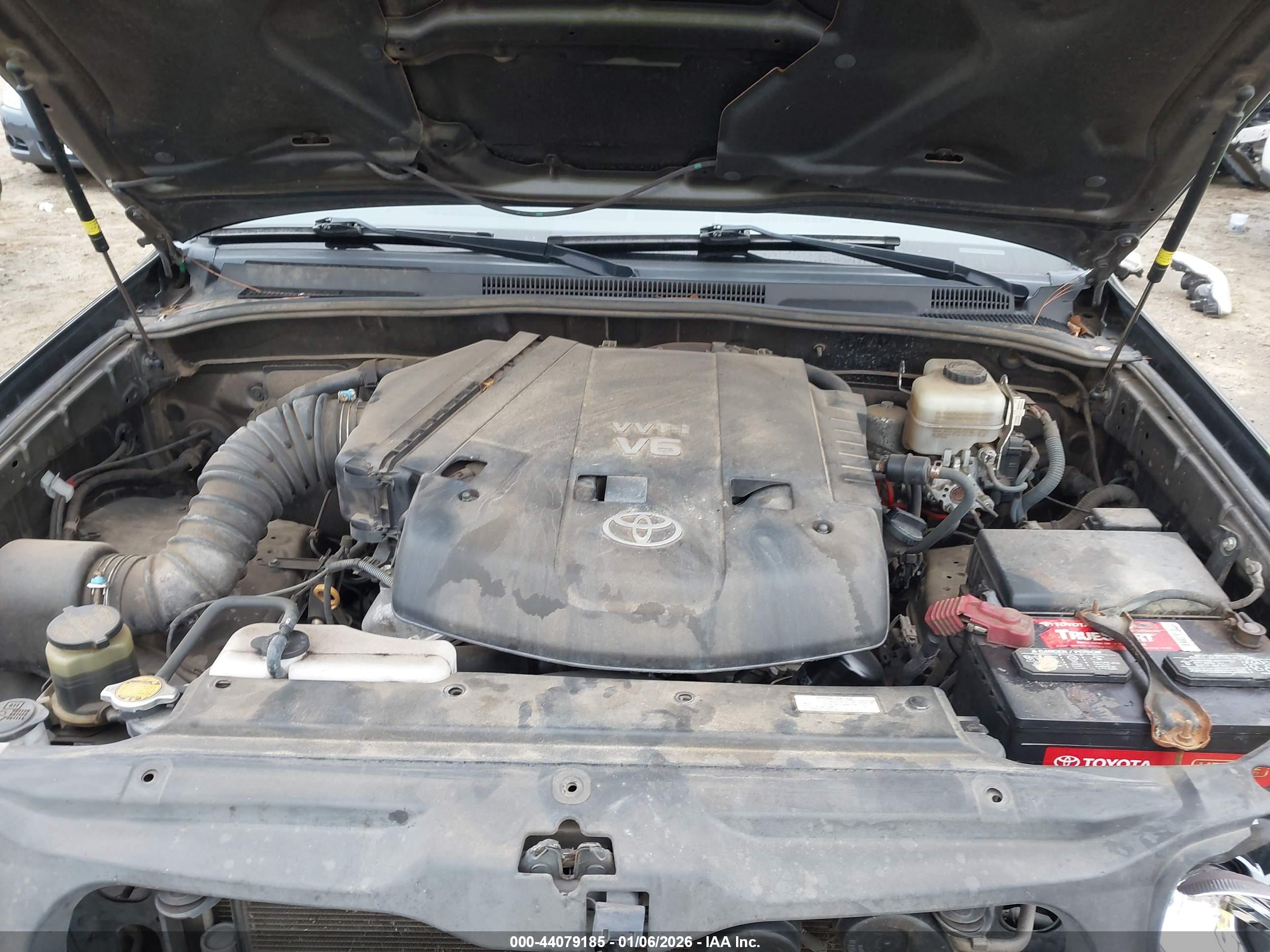 TOYOTA 4RUNNER image 10