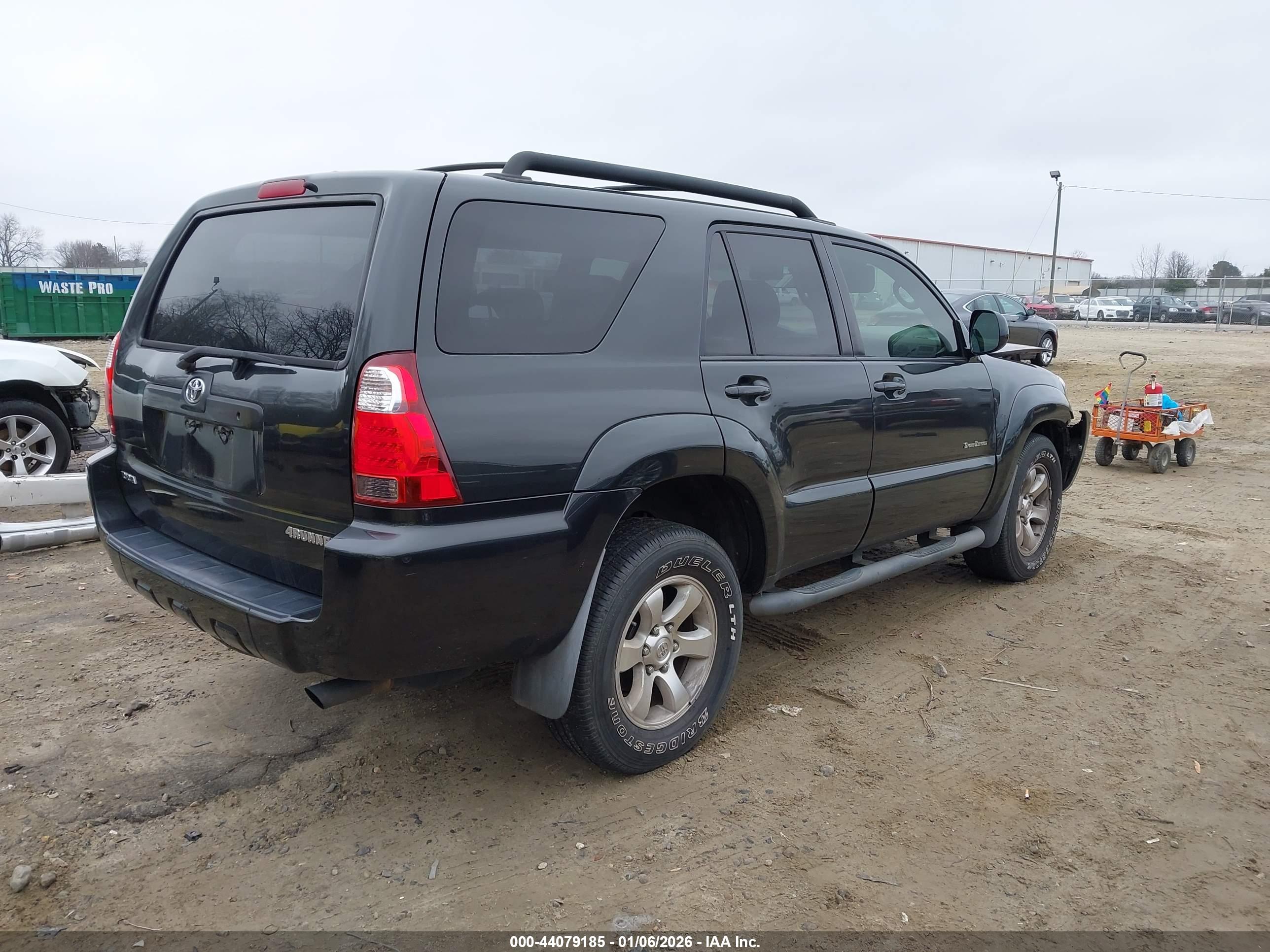 TOYOTA 4RUNNER image 4