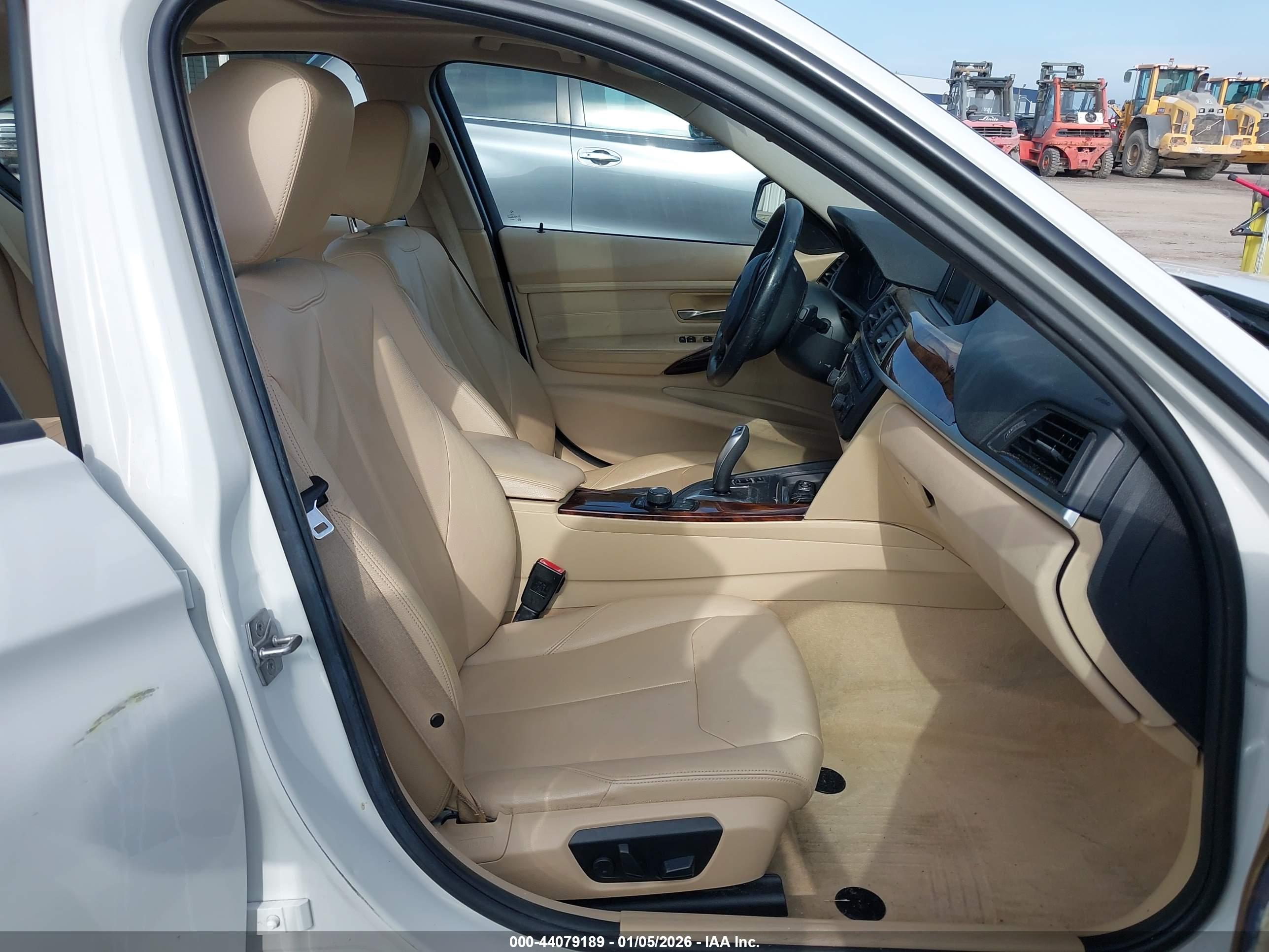 BMW 328I image 5