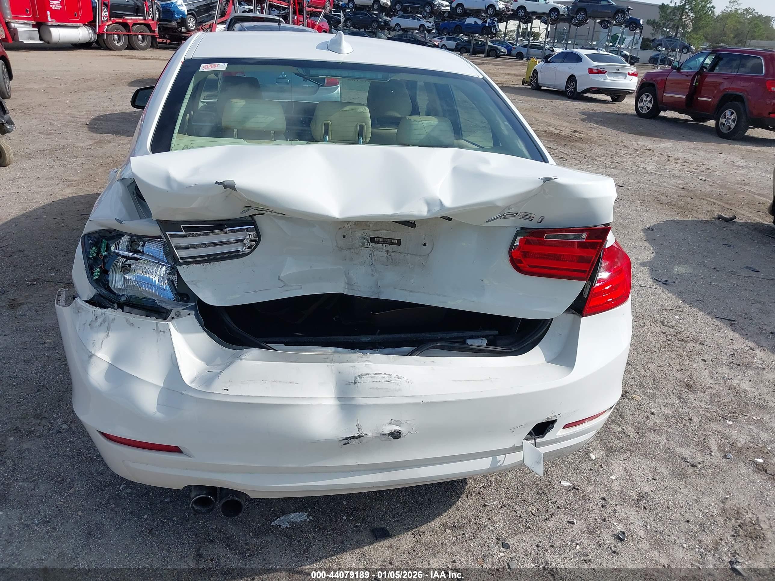 BMW 328I image 6