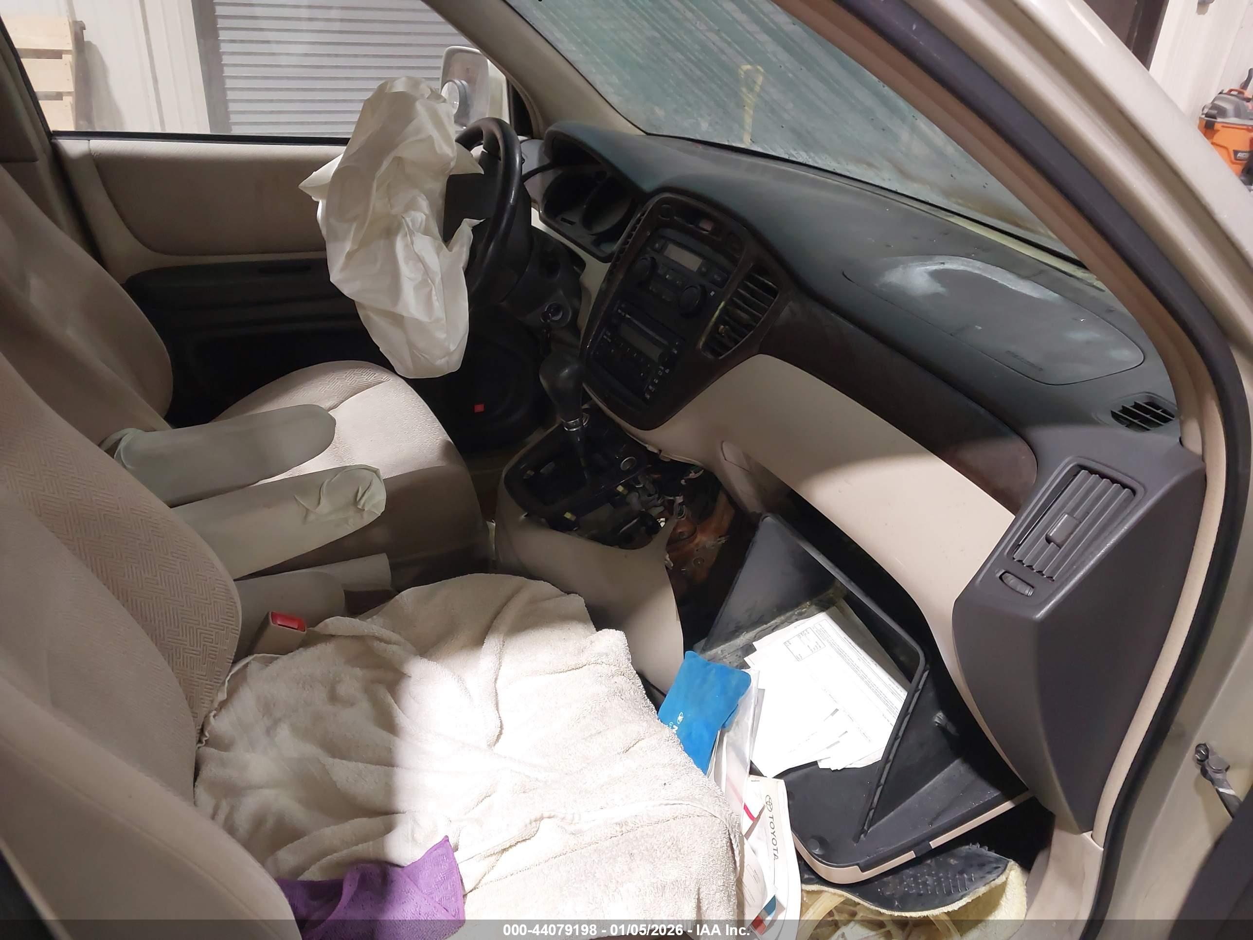 TOYOTA HIGHLANDER image 5