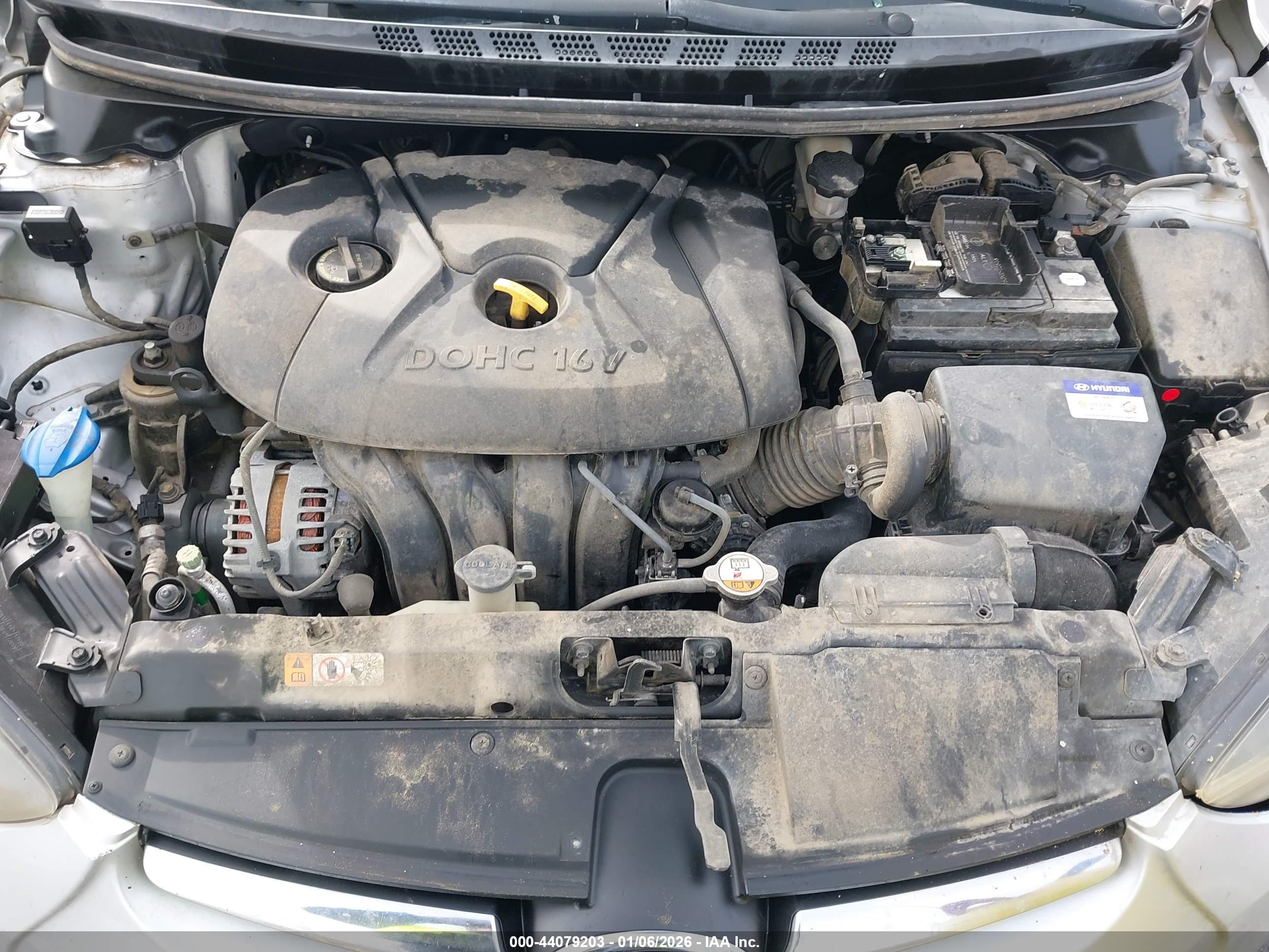 HYUNDAI ELANTRA image 10