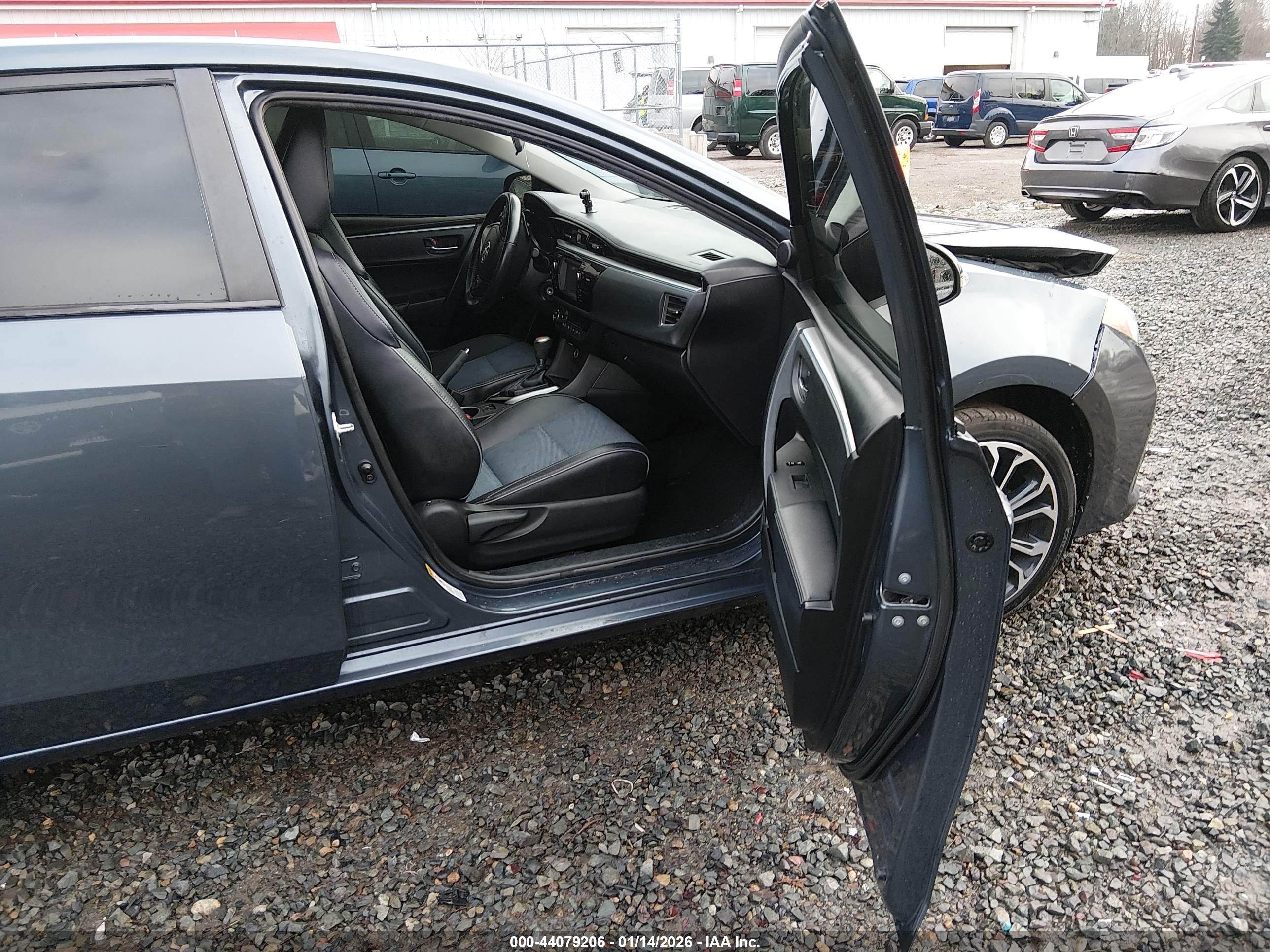 TOYOTA COROLLA image 5