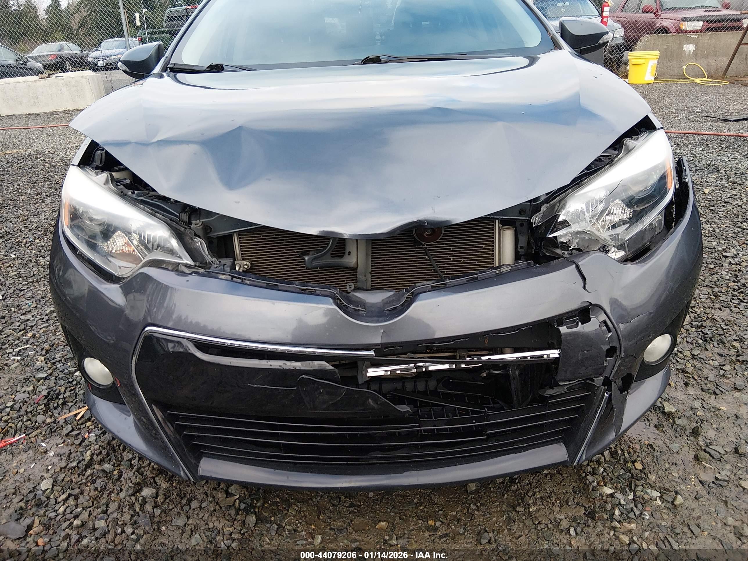 TOYOTA COROLLA image 6
