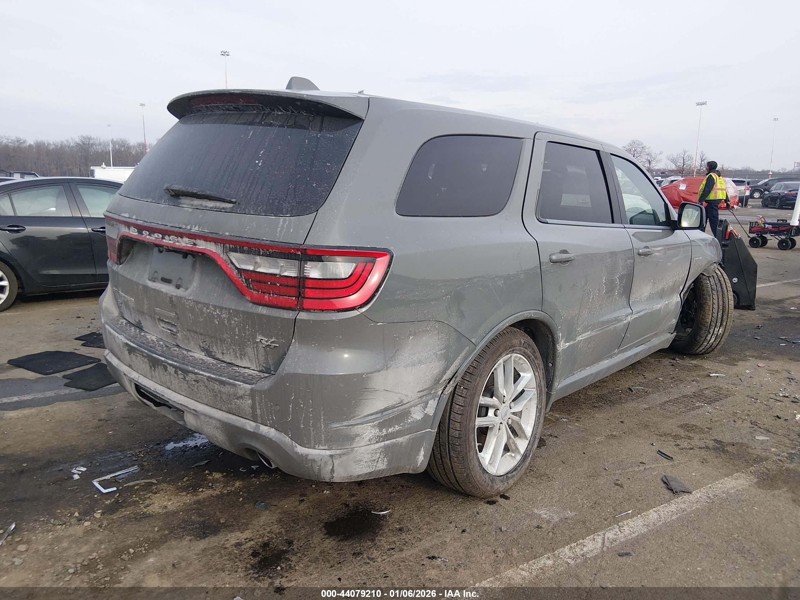 DODGE DURANGO image 4