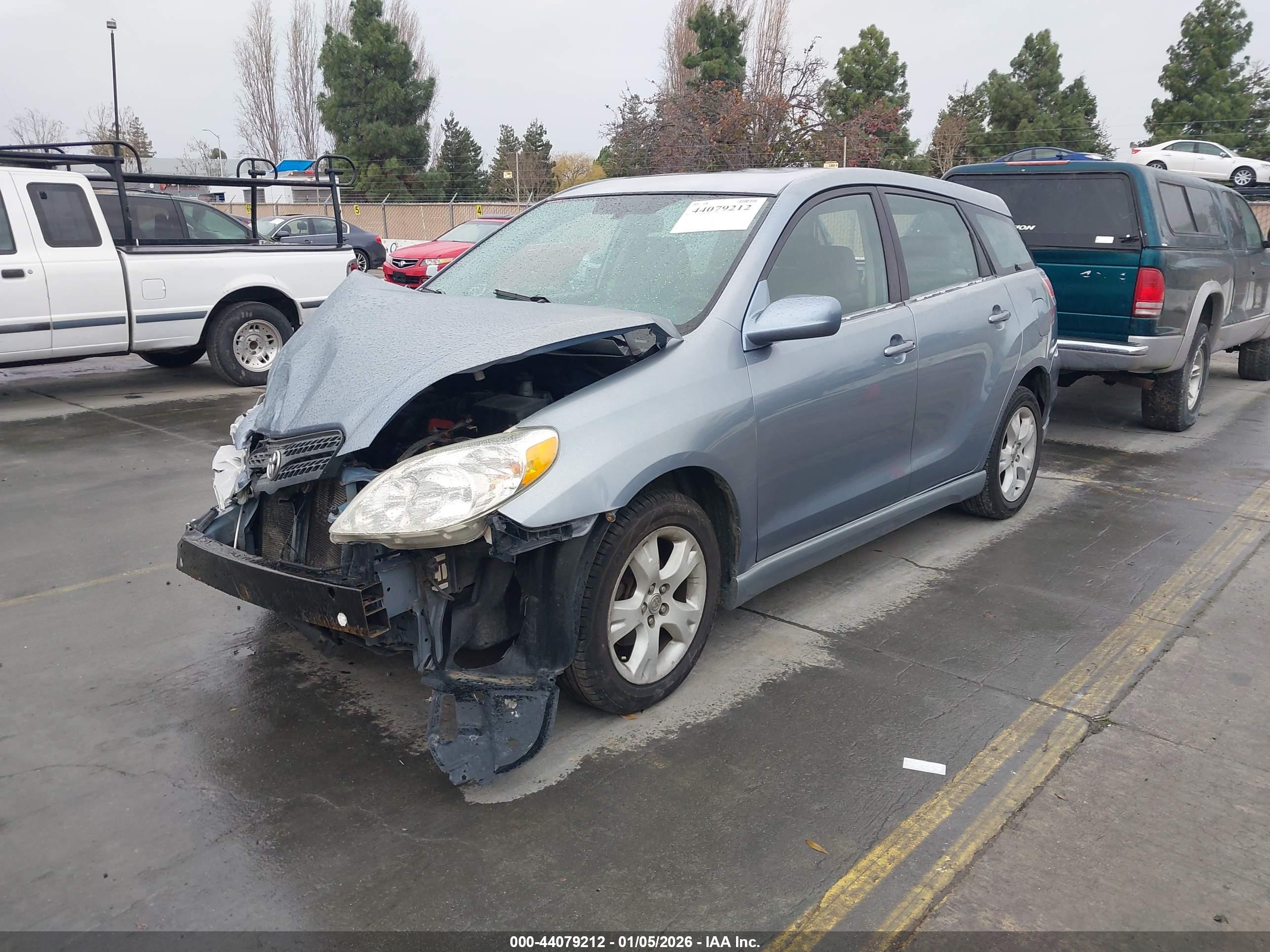 TOYOTA MATRIX image 2