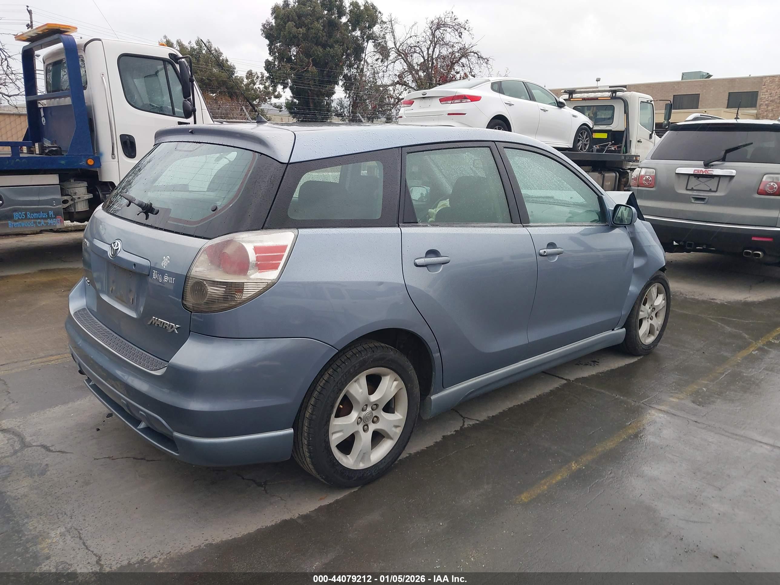 TOYOTA MATRIX image 4