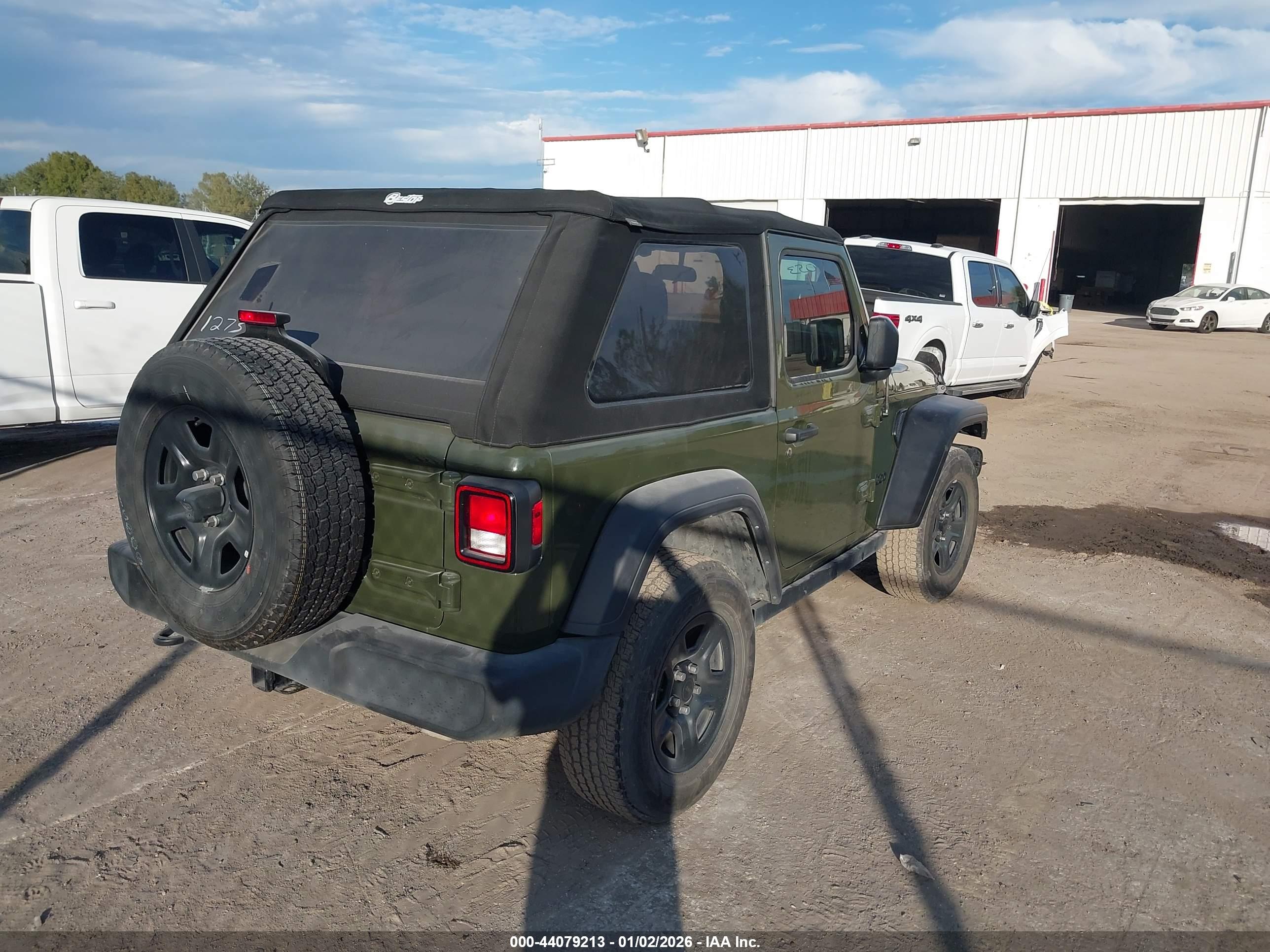 JEEP WRANGLER image 4