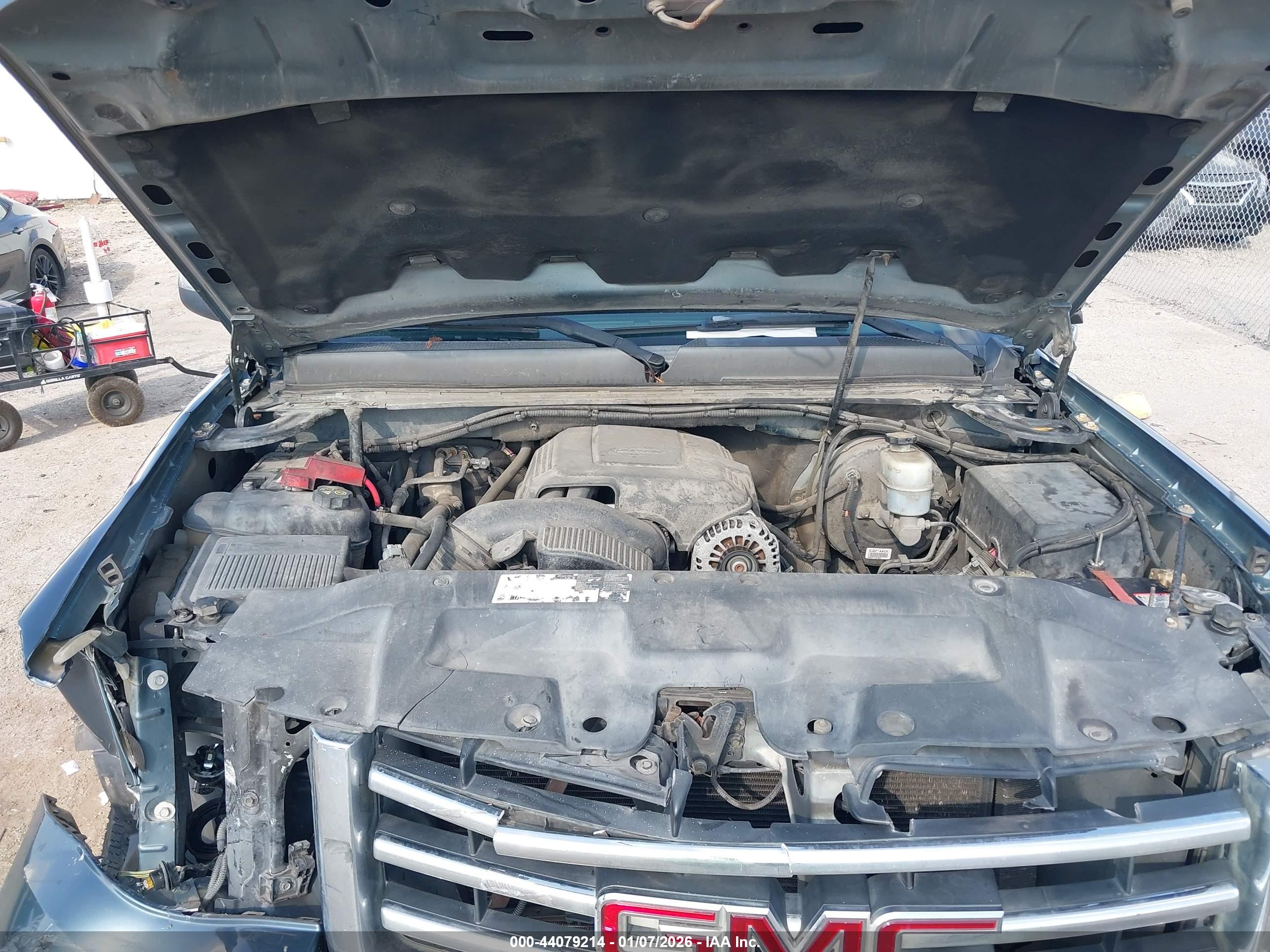 GMC SIERRA image 10