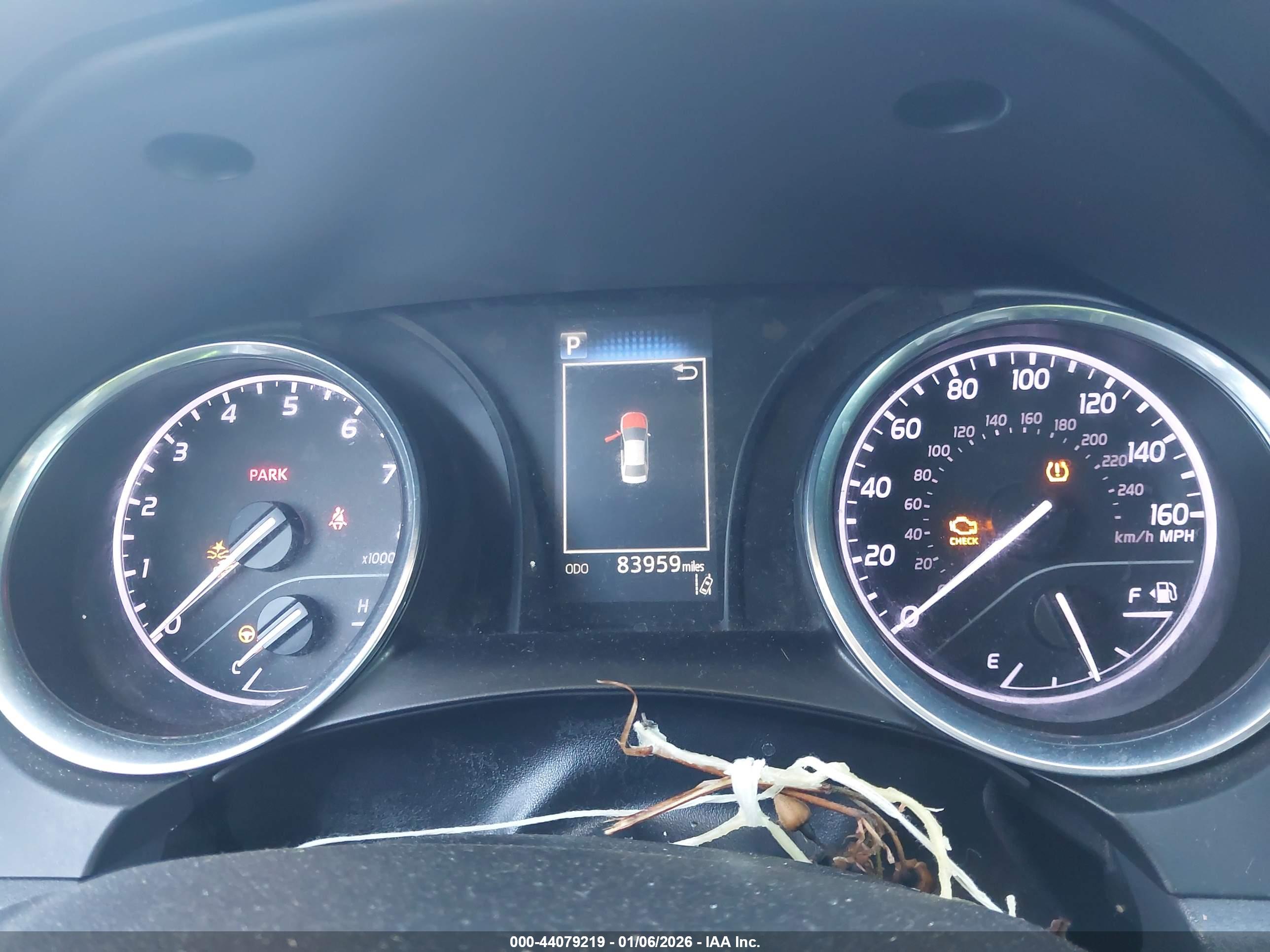 TOYOTA CAMRY image 7