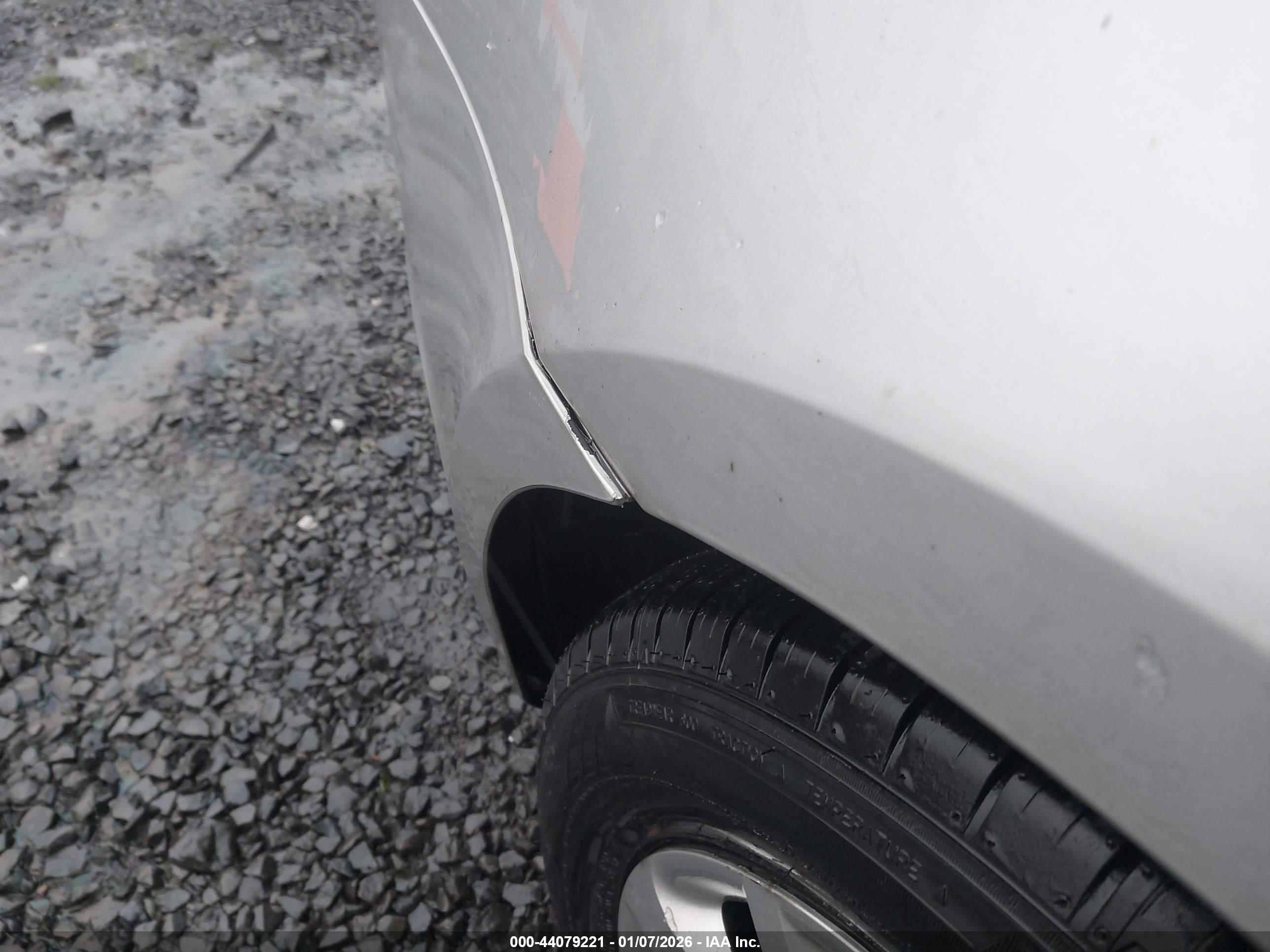 CHEVROLET CRUZE image 6