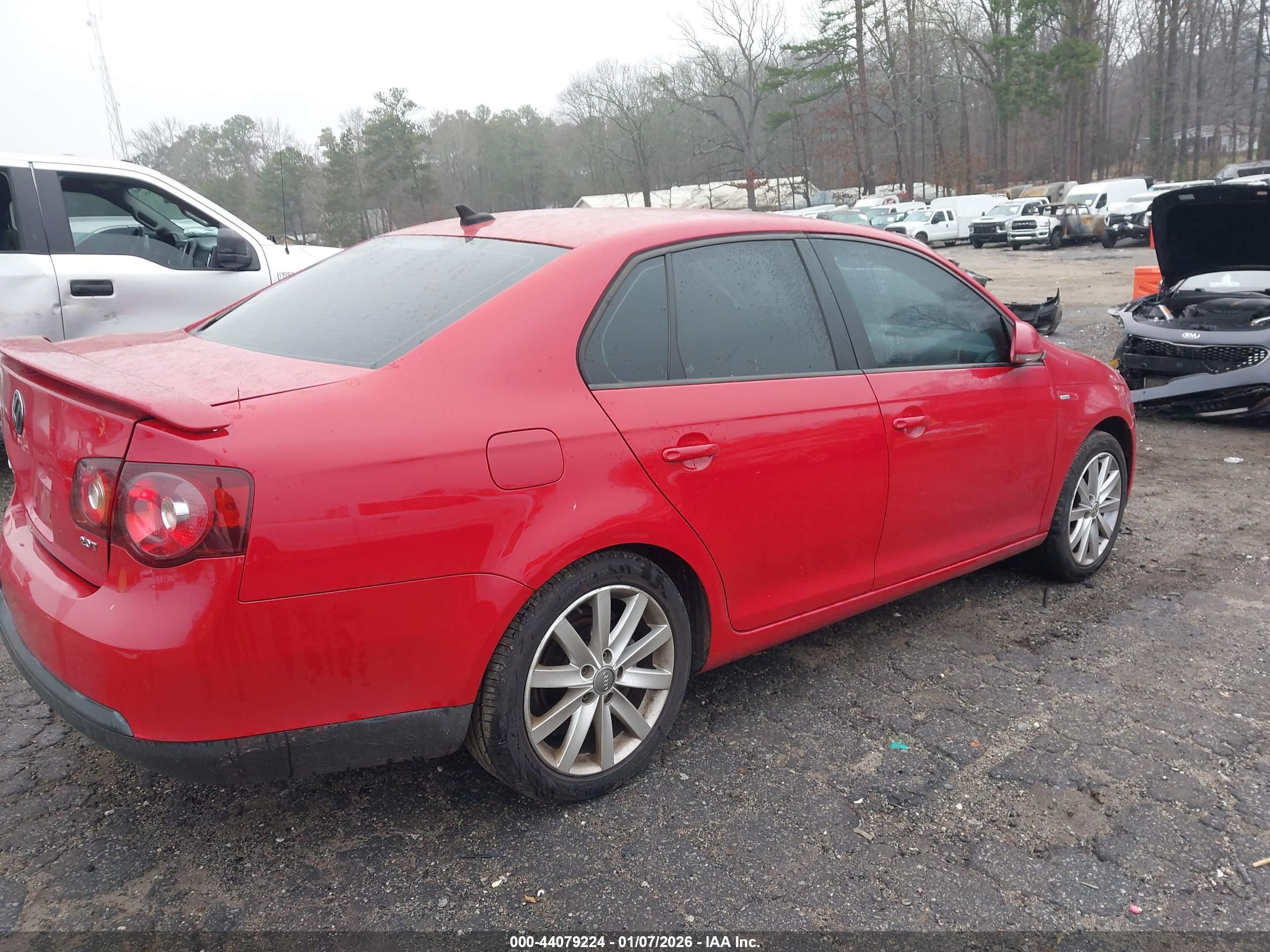 VOLKSWAGEN JETTA image 4
