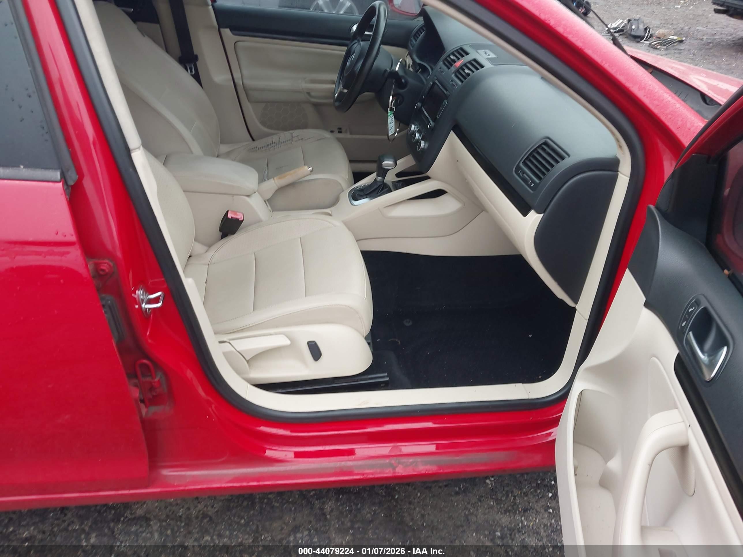 VOLKSWAGEN JETTA image 5